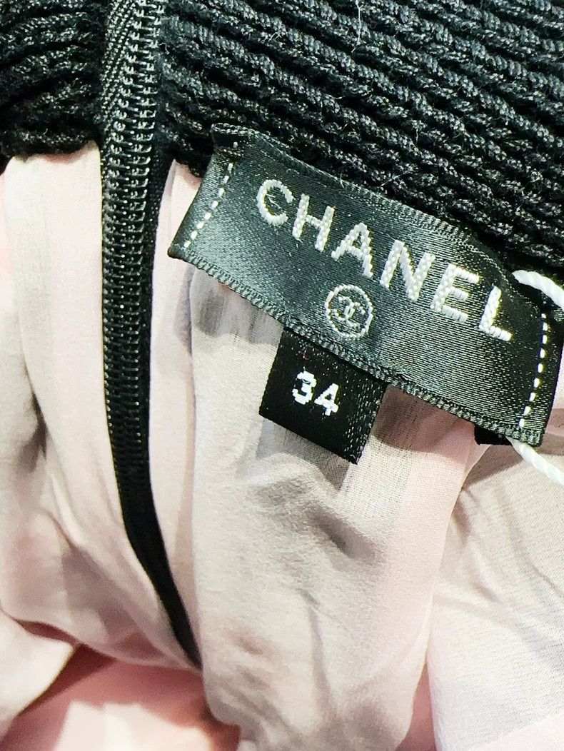 Chanel Chanel 20s roof series black and pink colorful striped kni Size 42" / US 20 - 4 Thumbnail