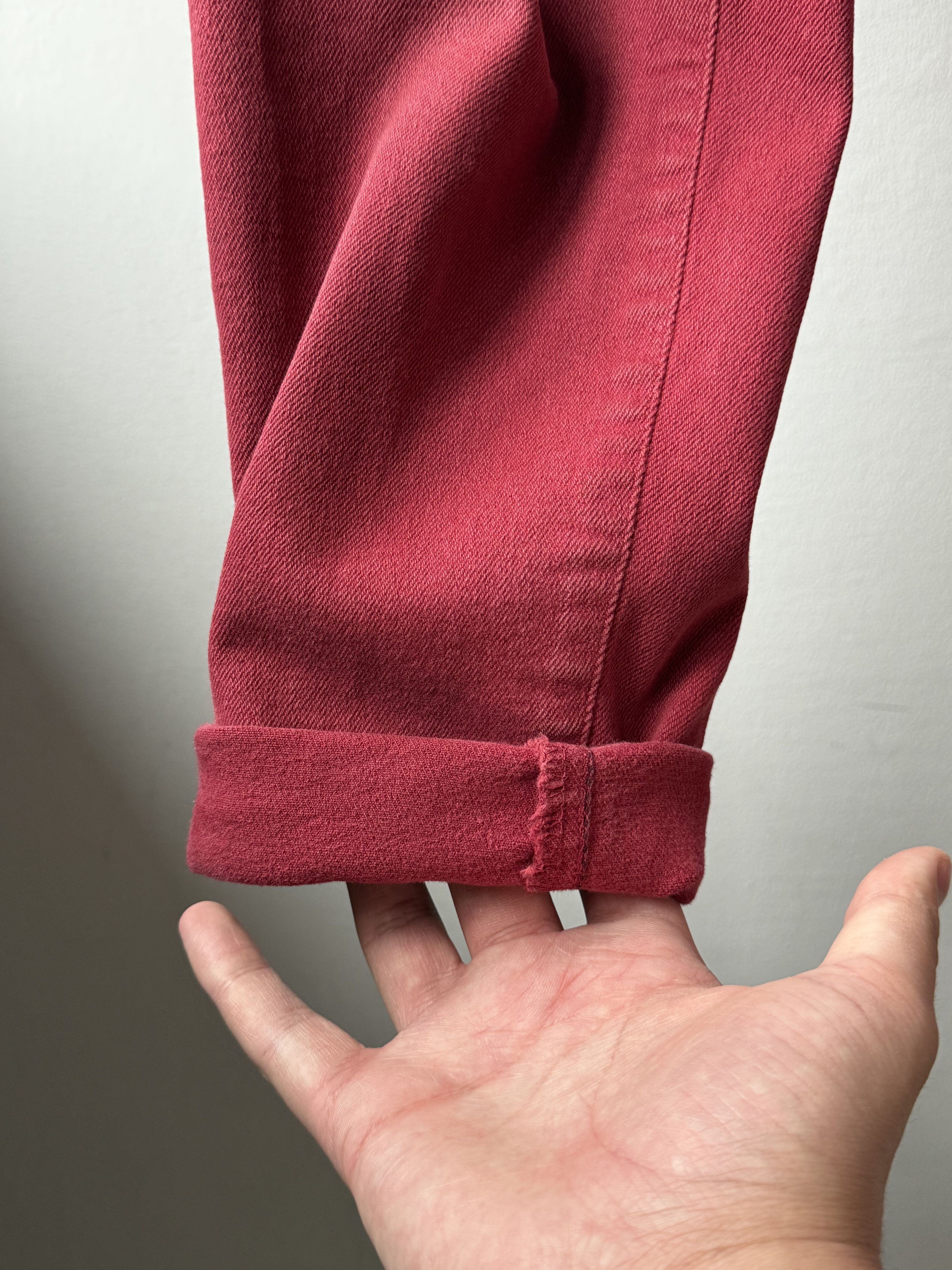 Armani × Giorgio Armani × Vintage Vintage 90's Armani Jeans Washed Red Logo Baggy Denim Pants Size US 30 / EU 46 - 9 Thumbnail