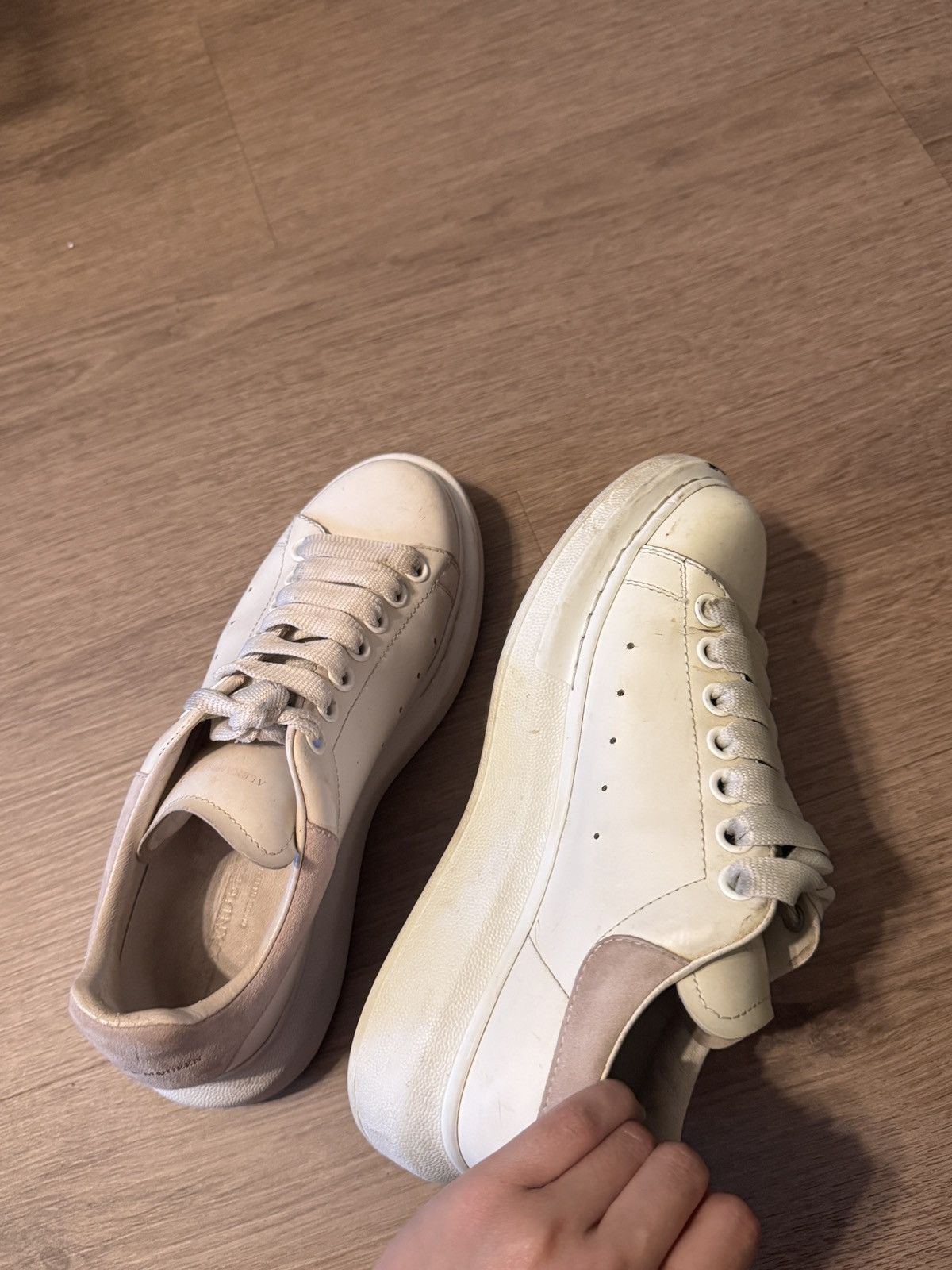 Alexander McQueen Women's Oversized Sneaker in White/Patchouli Size US 7 / IT 37 - 5 Thumbnail