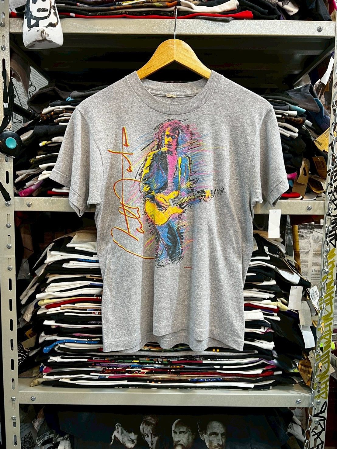 Band Tees Carlos Santana 1986’s vintage tee Size US M / EU 48-50 / 2 - 1 Thumbnail