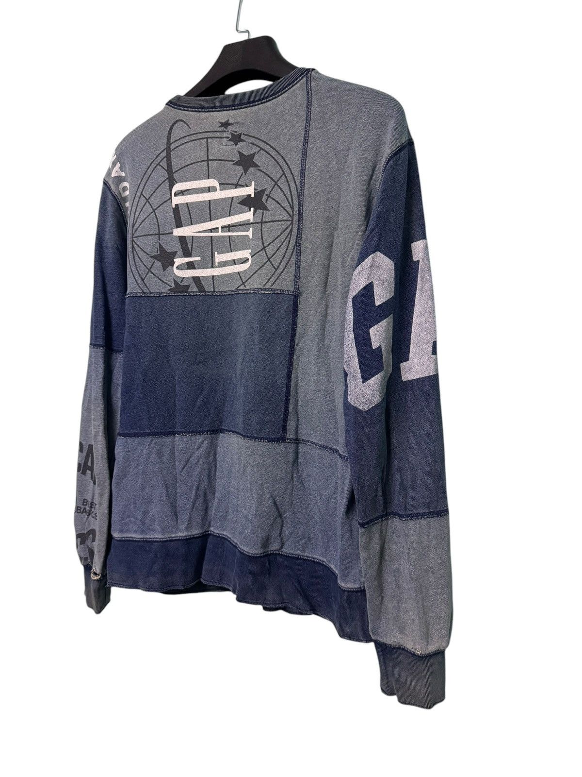 Gap × Vintage VINTAGE GAP INDIGO PATCHWORK SUNFADED DAMAGE SWEATSHIRT Y2K Size US L / EU 52-54 / 3 - 8 Thumbnail