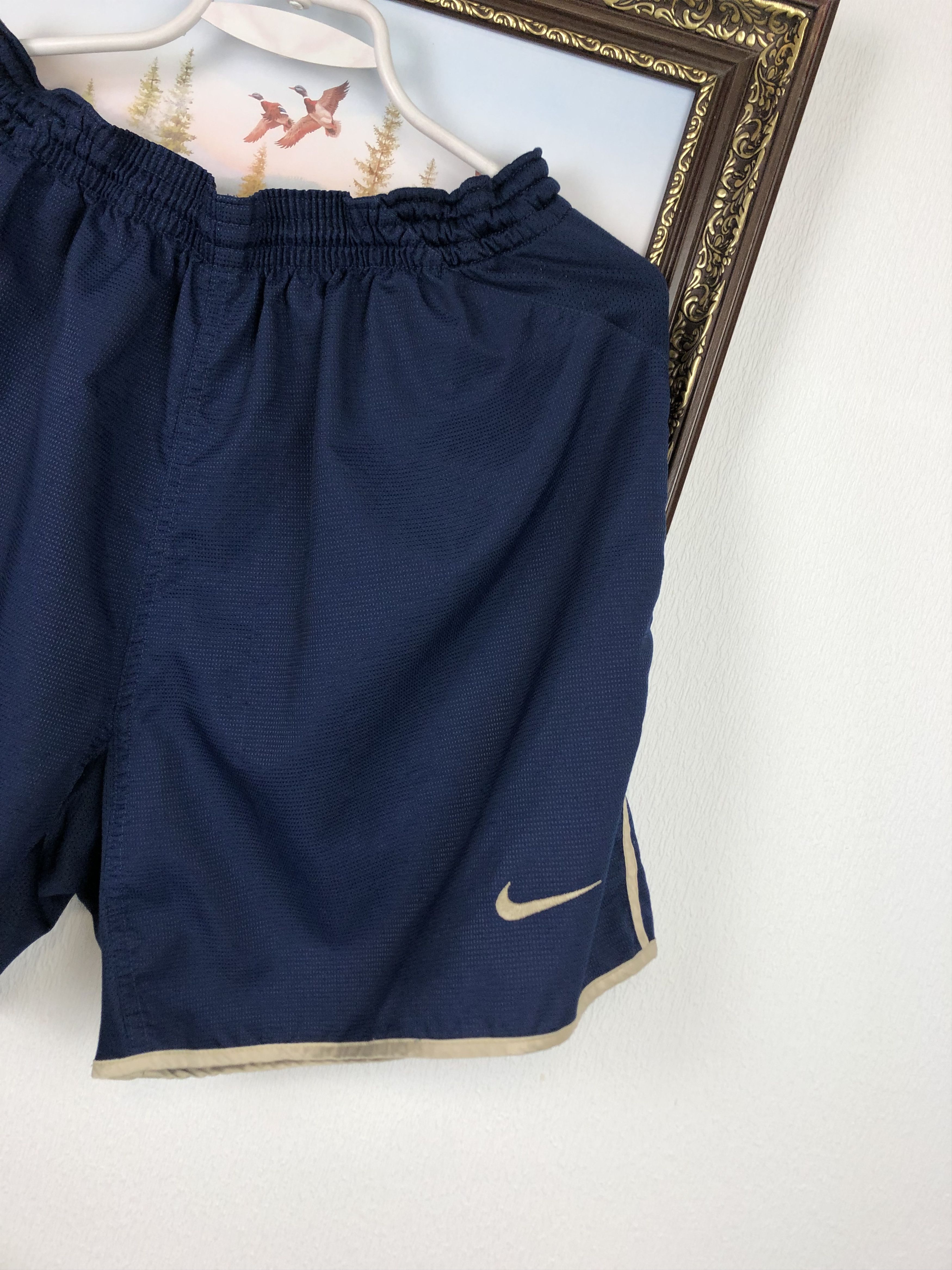 Nike Vintage Nike FC Barcelona Football Shorts Soccer Track L Size US 34 / EU 50 - 2 Thumbnail