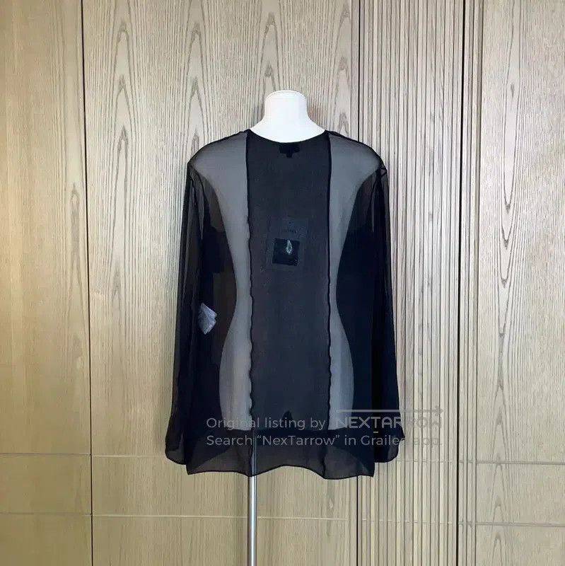 Chanel Chanel Short Sleeve Black Silk Blouse for Women . Size S / US 4 / IT 40 - 2 Thumbnail