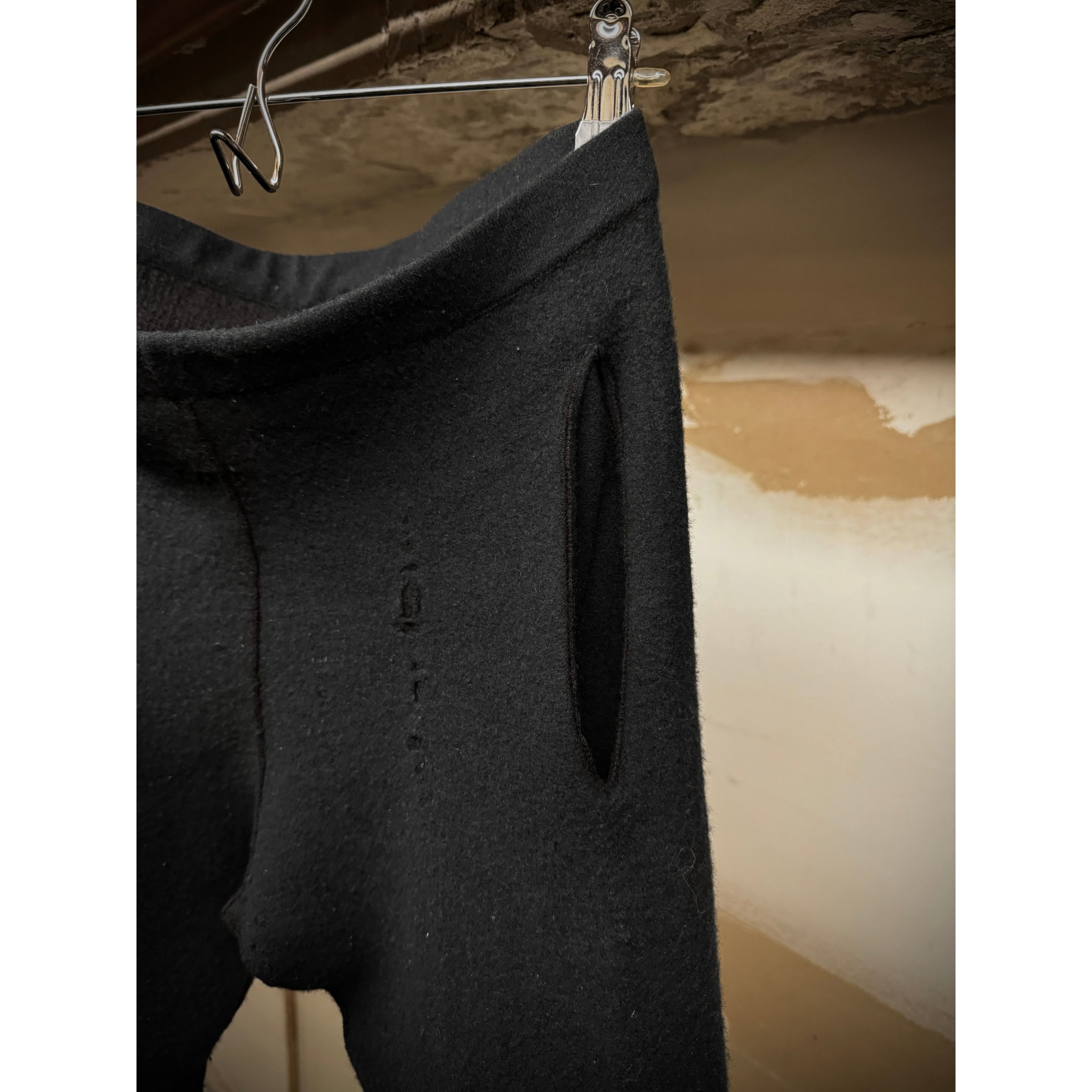 Label Under Construction Label Under Construction Distressed Lunar Cashmere Joggers Size US 29 - 3 Thumbnail