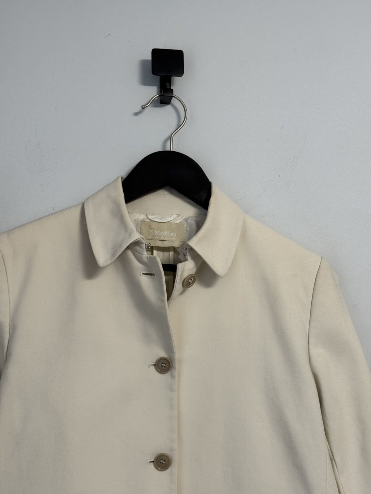 Max Mara Max Mara Ivory Cropped Jacket Button Front Coat Blazer Size M / US 6-8 / IT 42-44 - 2 Thumbnail
