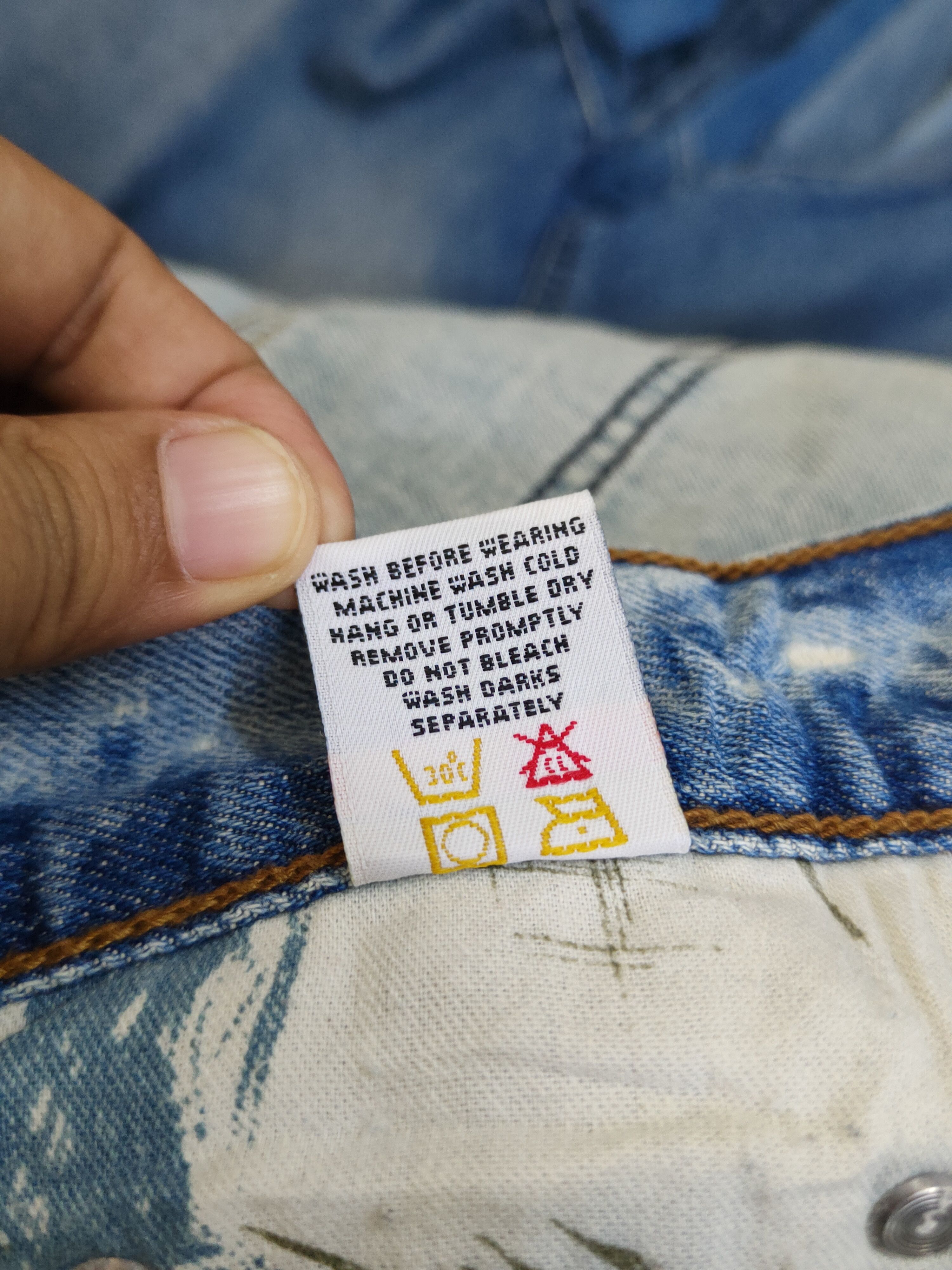 Quiksilver Quicksilver Blue Distressed Ripped denim Jeans #W1967 Size US 30 / EU 46 - 18 Thumbnail