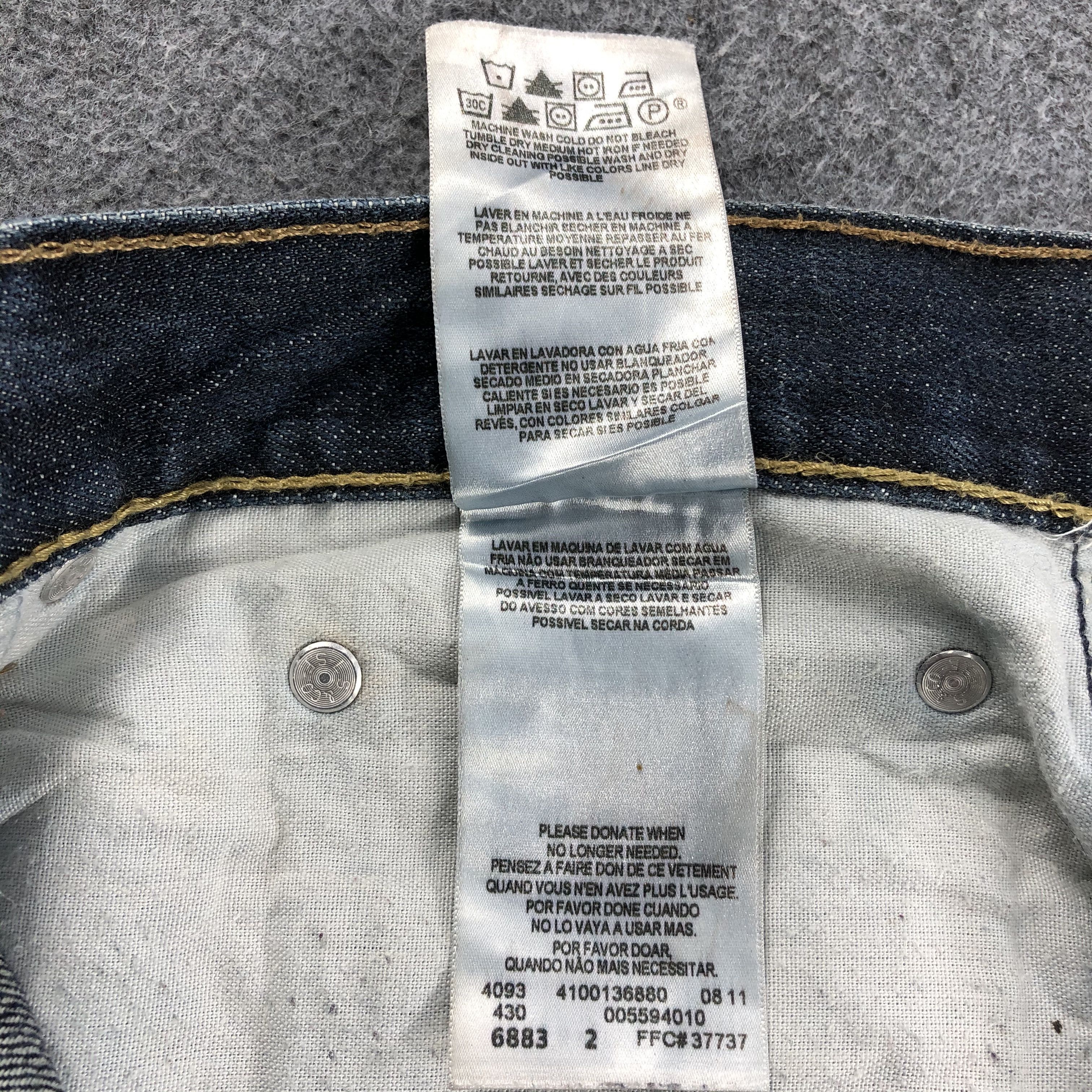 Levi's Vintage Levis 559 Jeans Straight Denim KJ552 Size US 36 / EU 52 - 11 Thumbnail