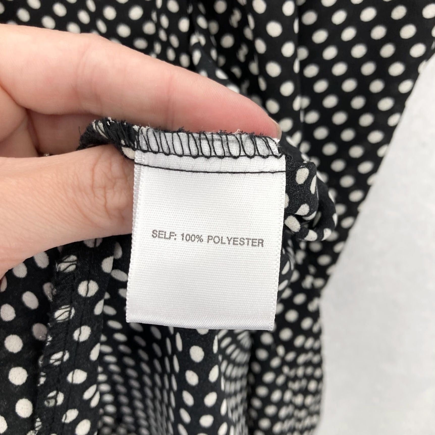 Vintage ROSE + OLIVE Shirt Womens 1X Black White Polka Dot Flutter Sleeve V-Neck Blouse Size XL / US 12-14 / IT 48-50 - 5 Thumbnail