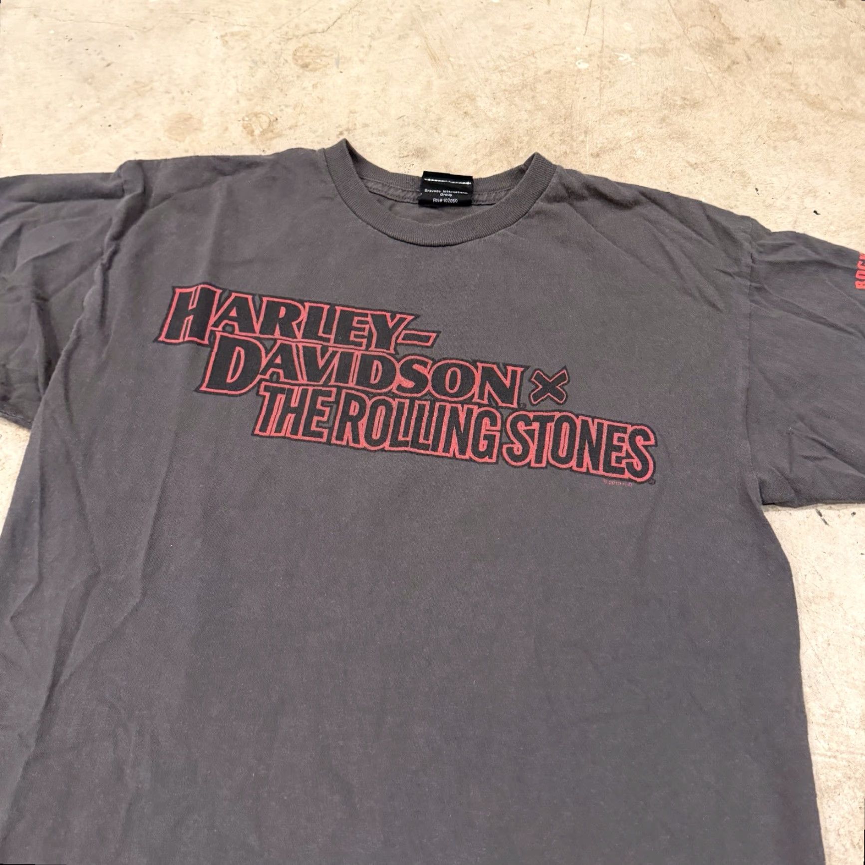 Harley Davidson Harley-Davidson Mens M Rolling Stones Stacked Short Sleeve CrewNeck Tee Gray T-Shirt Size US 31 - 5 Thumbnail