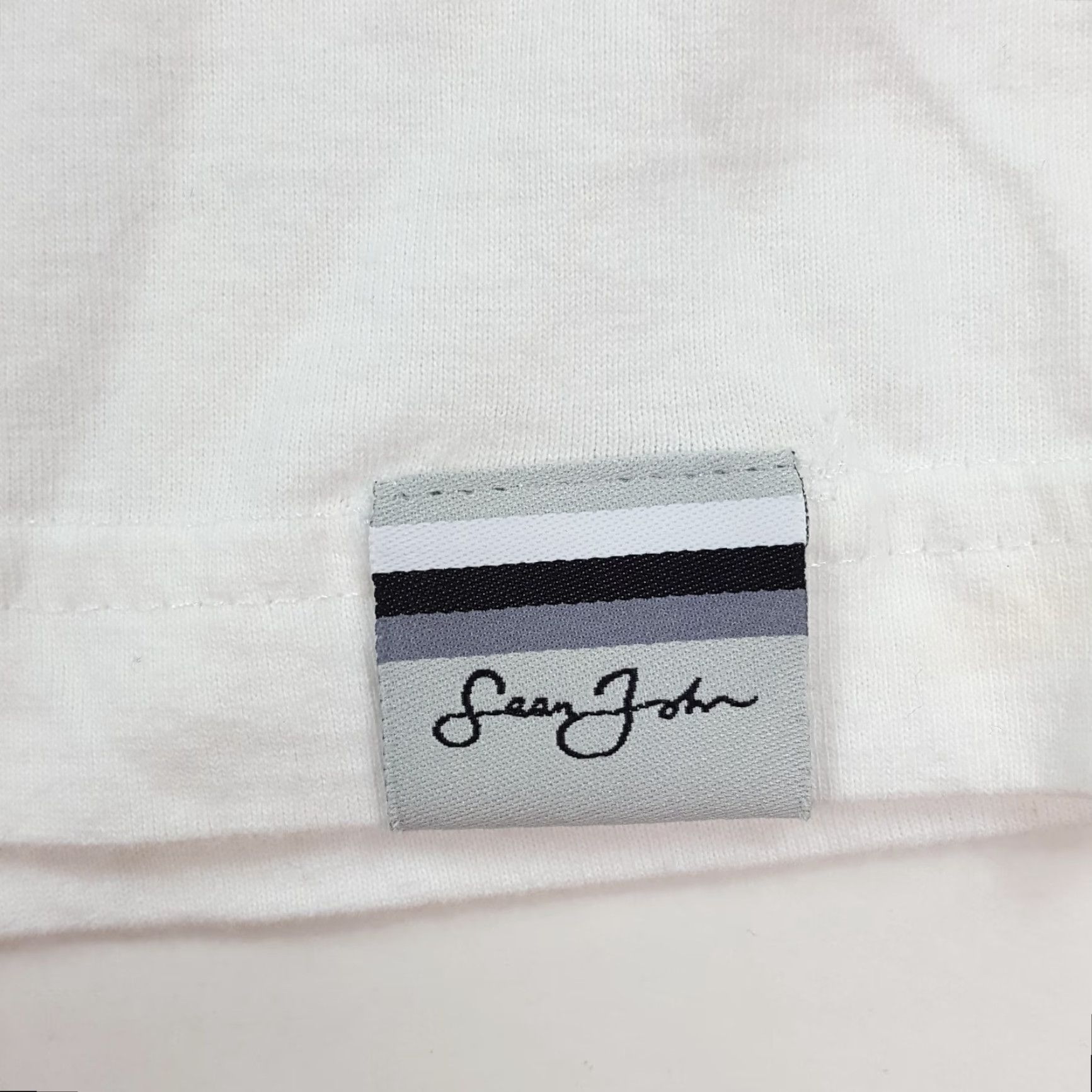 Sean John VTG Sean John T-Shirt Long Sleeve White Crew Neck 90s Y2K Retro Graphic Mens Large White Vintage Graphic Print Mens Large Size US L / EU 52-54 / 3 - 6 Thumbnail