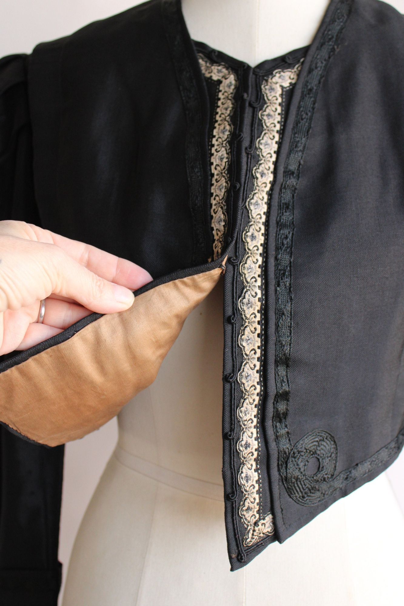Vintage Vintage Antique 1800s Victorian Jacket, Large Size Black Sil Size L / US 10 / IT 46 - 10 Thumbnail