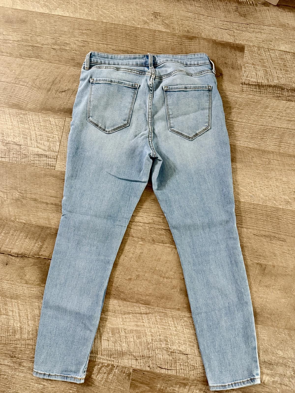 Old Navy Old Navy High-Waisted Wow Super-Skinny Jeans Size 32" / US 10 / IT 46 - 5 Thumbnail