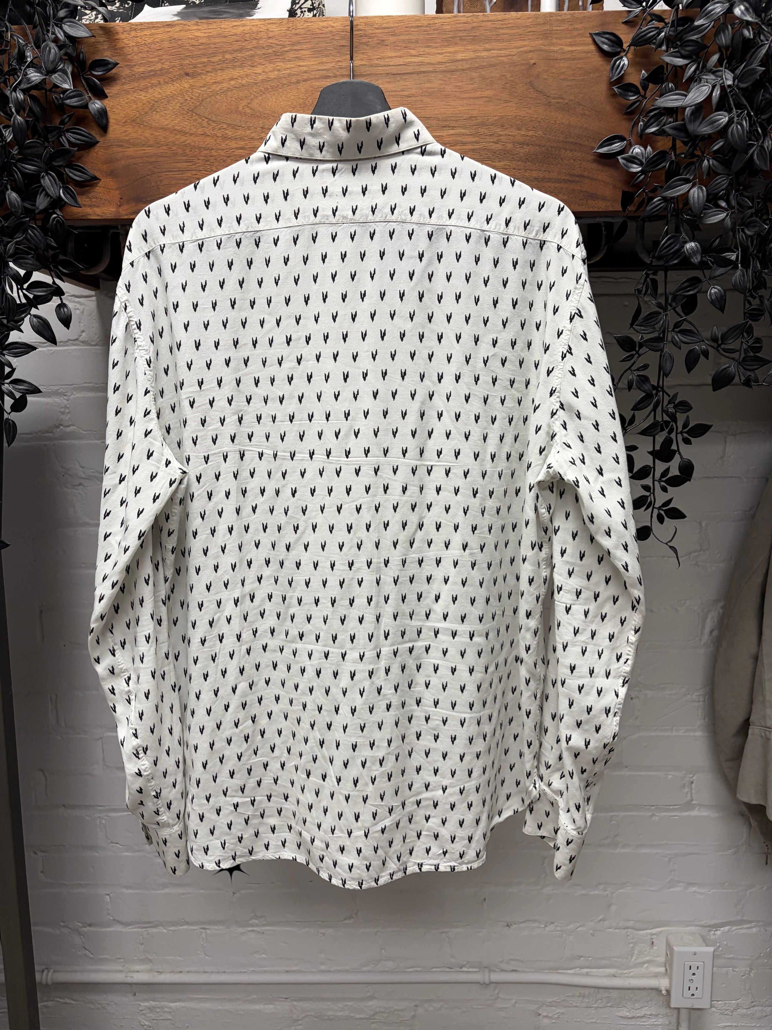 Saint Laurent Paris Saint Laurent ‘Lightning’ White Silk Button Up Shirt Size US M / EU 48-50 / 2 - 3 Thumbnail
