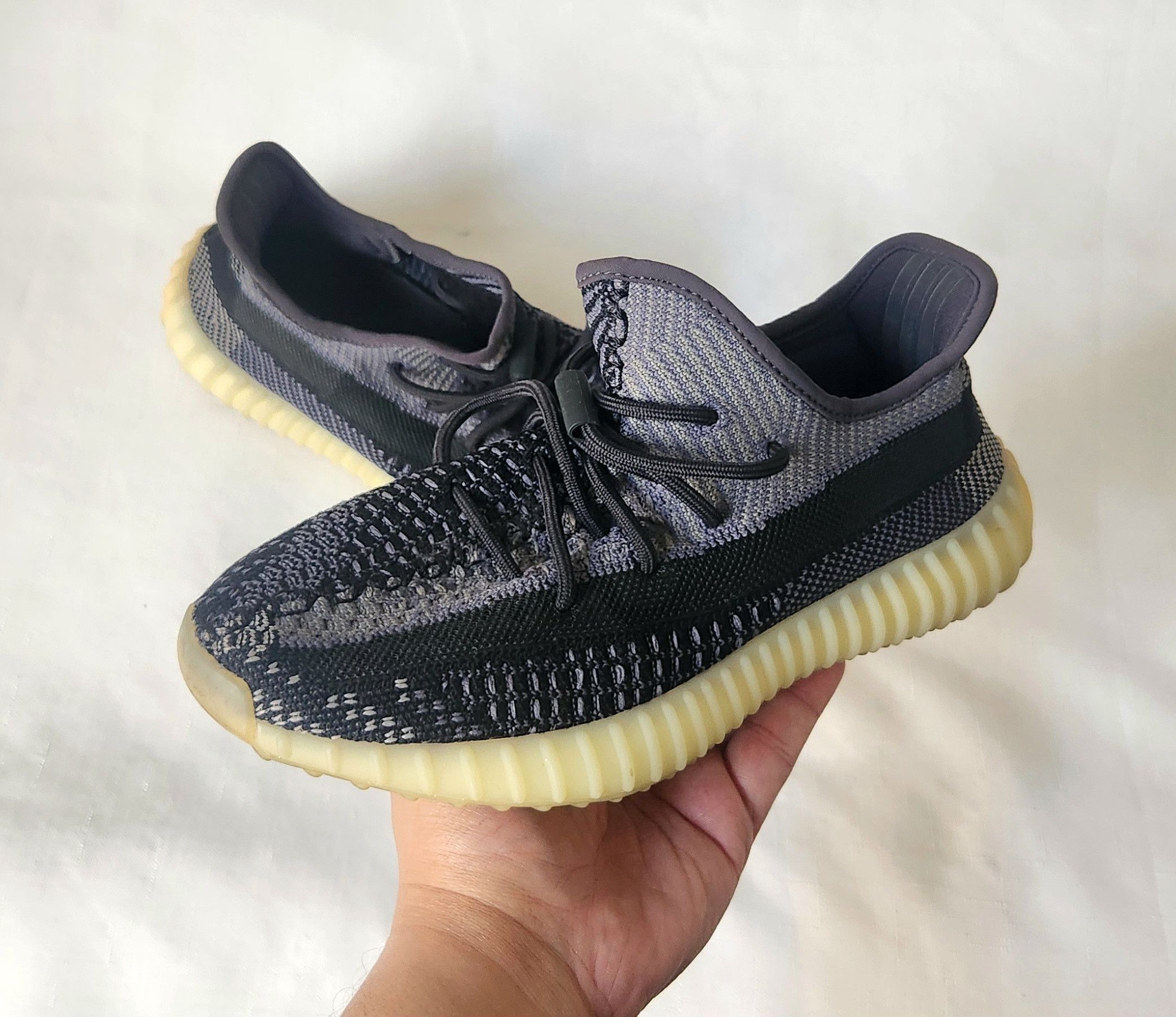 Yeezy Sneakers Adidas Yeezy Boost 350 V2 Size Adidas Yeezy Boost - Main Image
