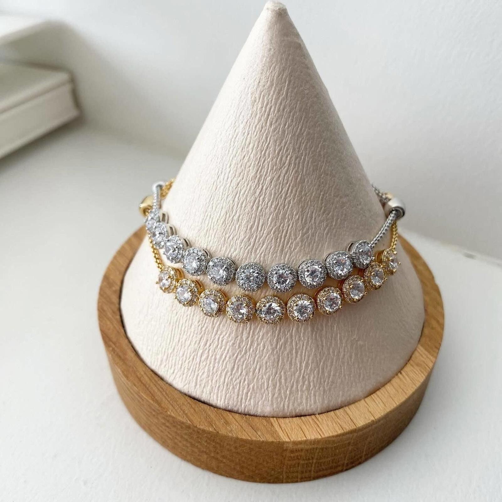 Other Round Solitaire Tennis Bracelet Size ONE SIZE - 1 Thumbnail