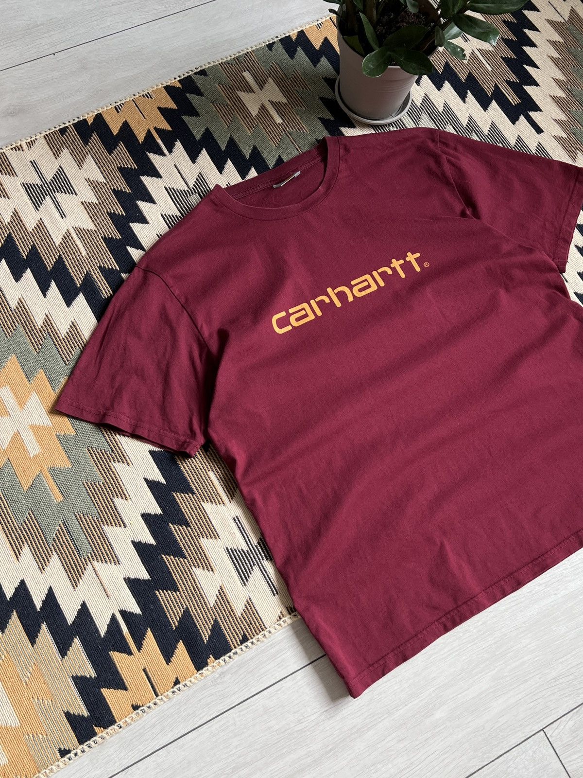 Carhartt Vintage Carhartt Centre Big Logo T-shirt Size US XL / EU 56 / 4 - 3 Thumbnail