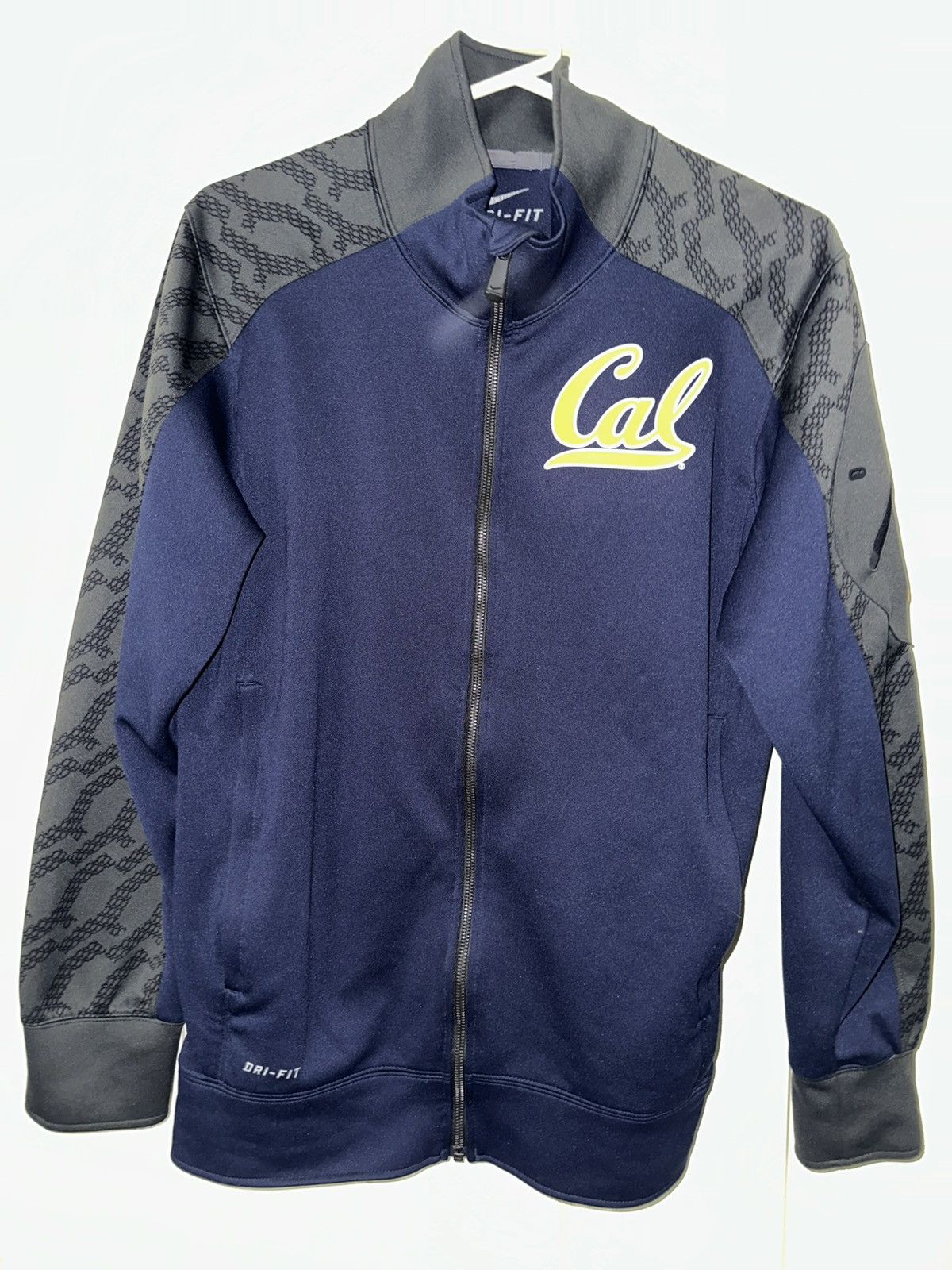 Nike Men’s Cal UC Berkeley Nike Dri-FIT Full Zip Track Jacket Size US S / EU 44-46 / 1 - 1 Thumbnail