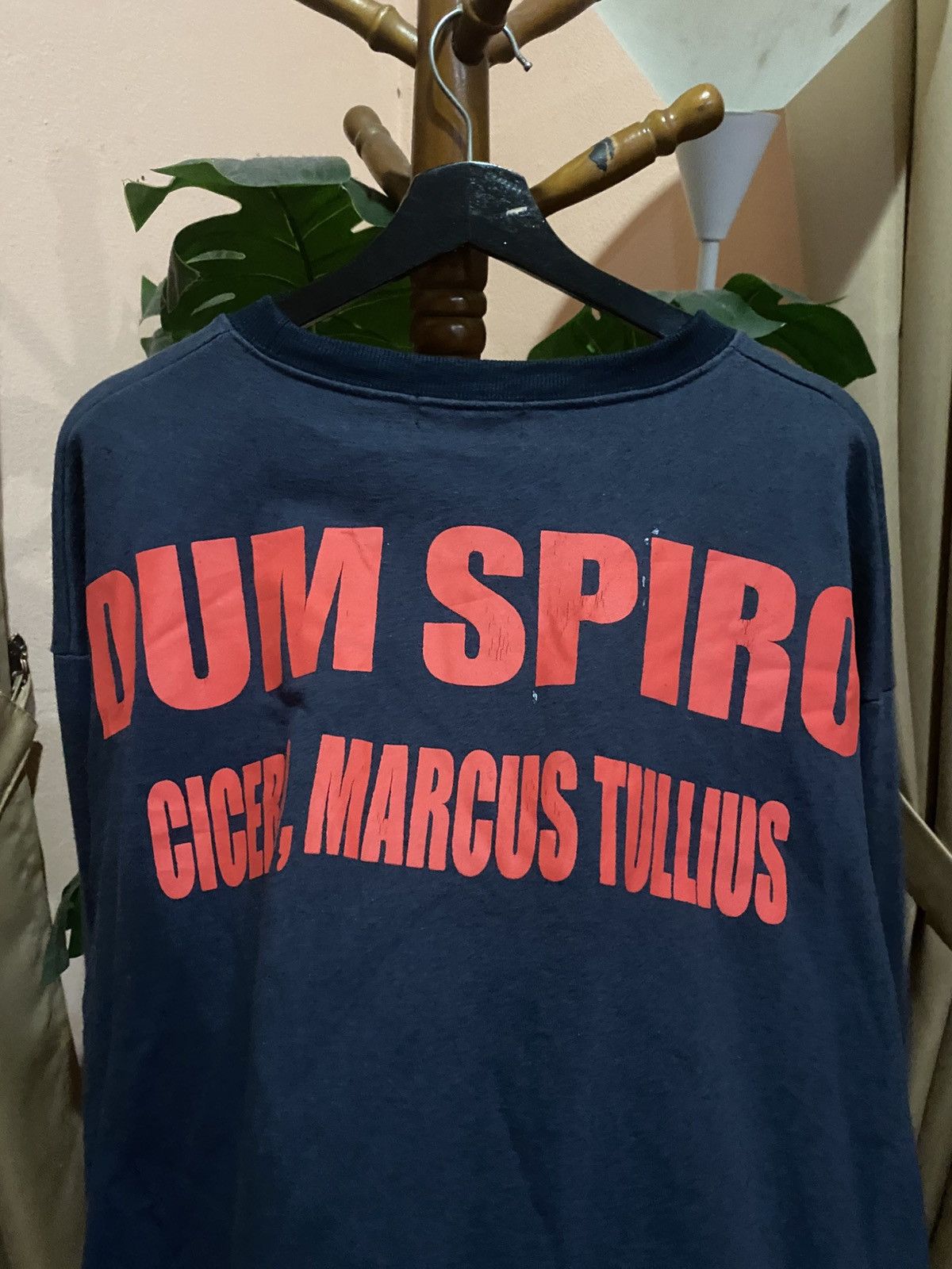 Japanese Brand Vintage Kuriyua “DUM SPIRO” Cicero Quote Sweatshirt Size US L / EU 52-54 / 3 - 4 Thumbnail
