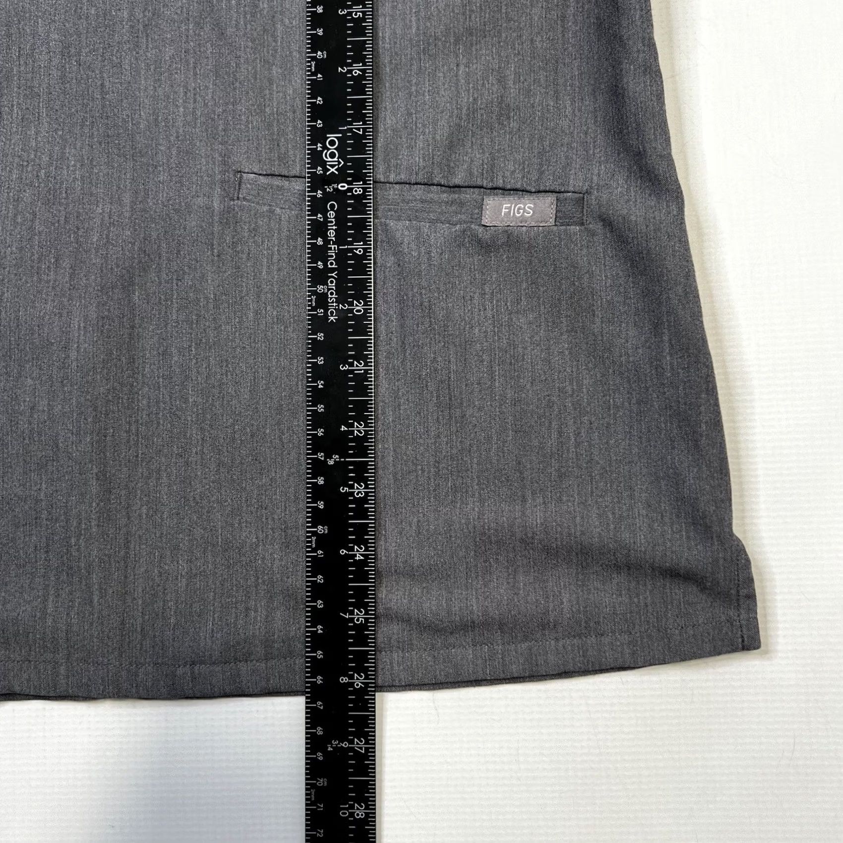 Vintage FIGS Casma Short Sleeve Scrub Top Gray Womens M 3 Pocket FW1100 Scrub Top Size M / US 6-8 / IT 42-44 - 4 Thumbnail