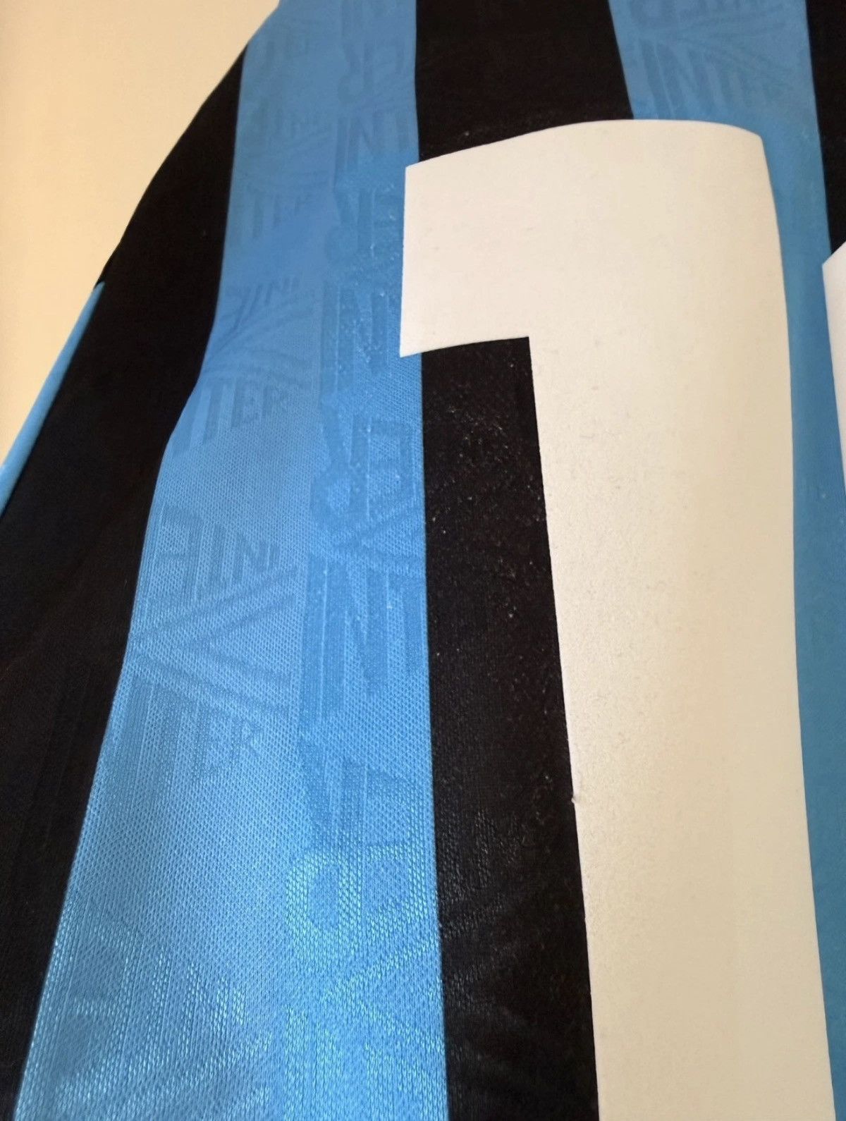 Umbro 1993-94 Umbro Inter Milan Home Football Shirt Italy Size L Size US L / EU 52-54 / 3 - 12 Thumbnail