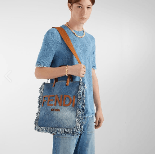 Fendi o1loc1c0824 Jumper in Blue Size US XS / EU 42 / 0 - 4 Thumbnail
