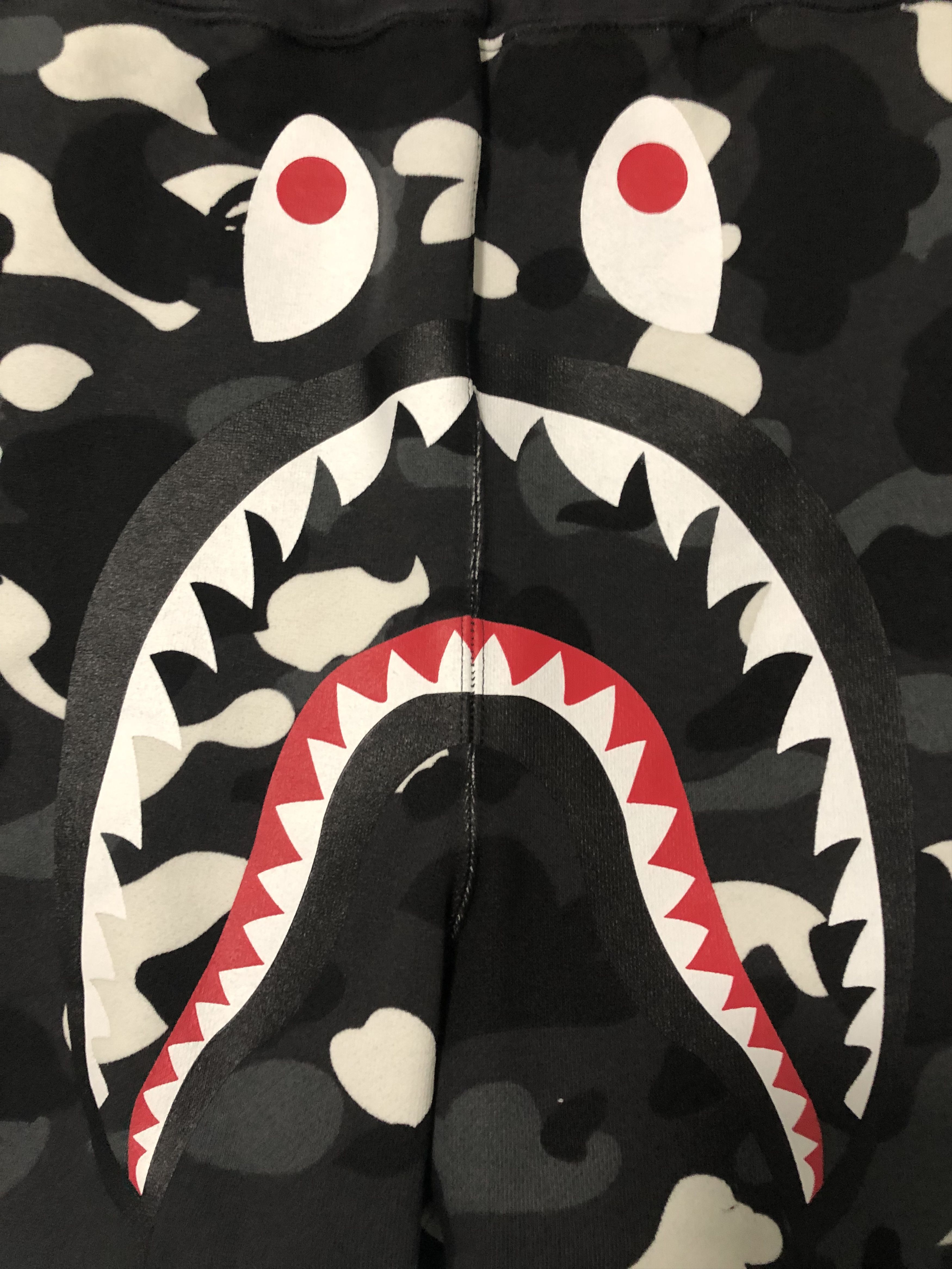 Bape Bape City Camo Shark Sweatpants - Medium Size US 32 / EU 48 - 6 Thumbnail