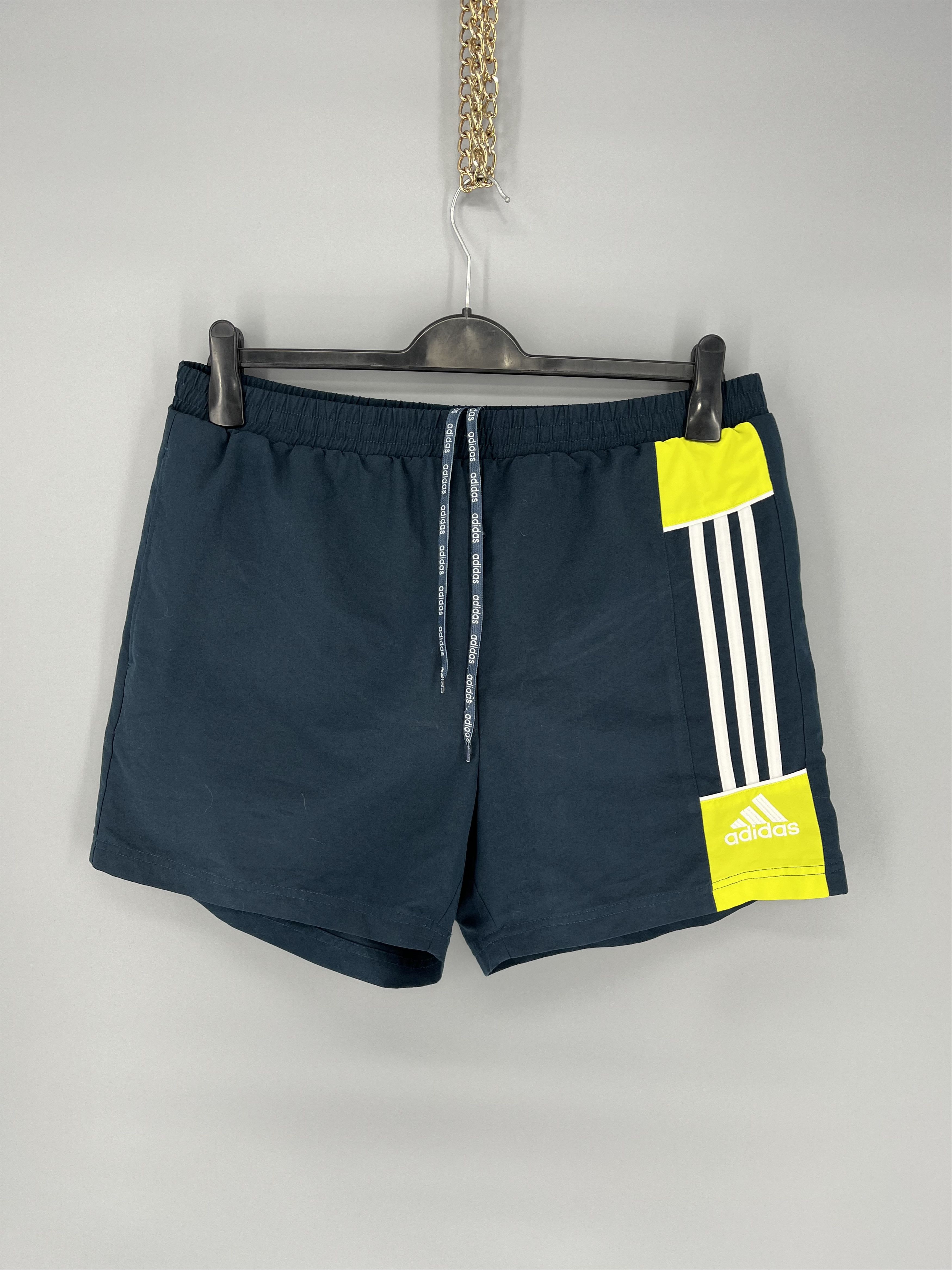 Adidas × Vintage Vintage Y2K Adidas Stripes Shorts Streetwear Fashion Size US 34 / EU 50 - 1 Thumbnail