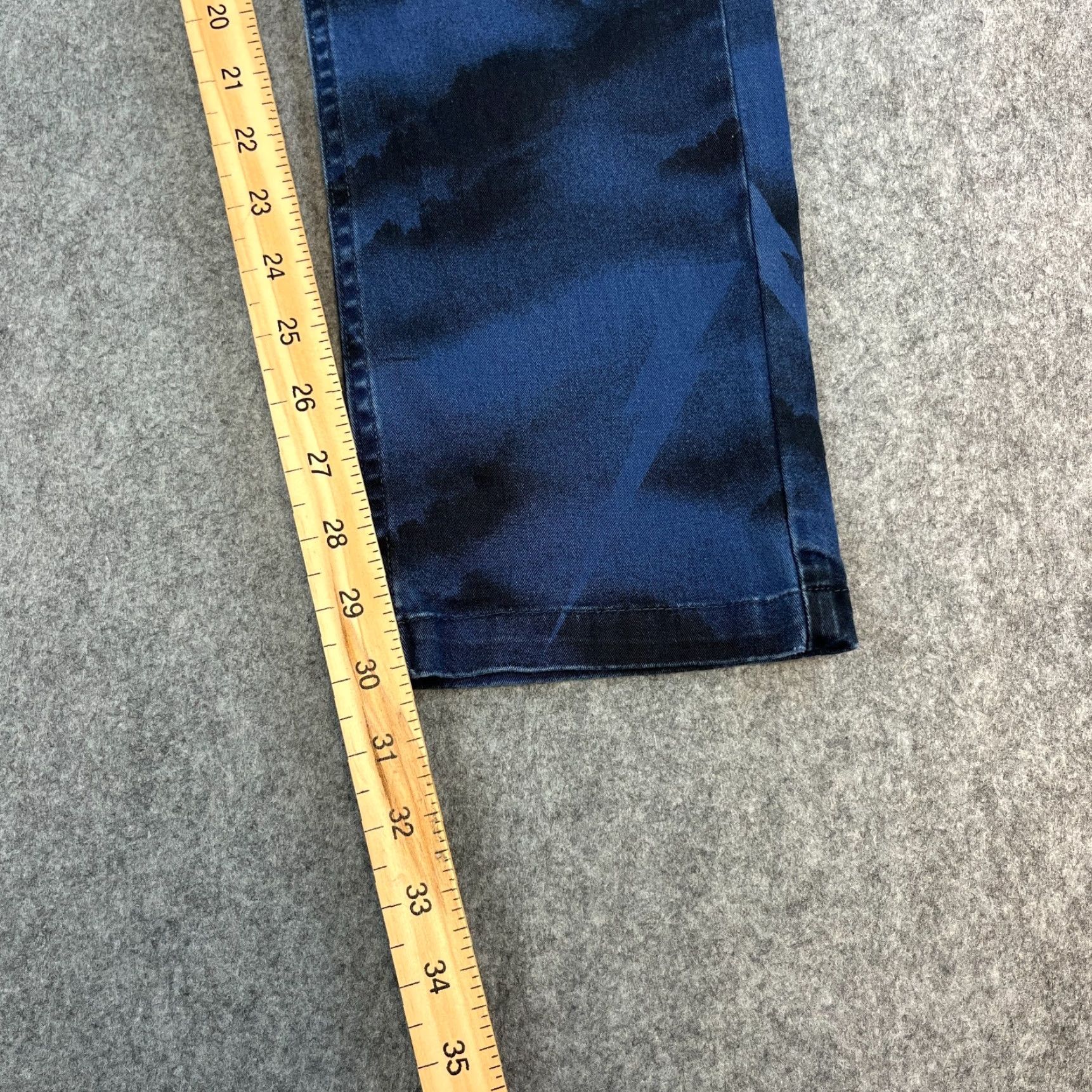 G-Star G-Star Mens Trousers Chino Slim 30 Regular 5-Pocket Denim Cotton Dark Blue Black Camo AOP Bronson Mens Size US 30 / EU 46 - 4 Thumbnail