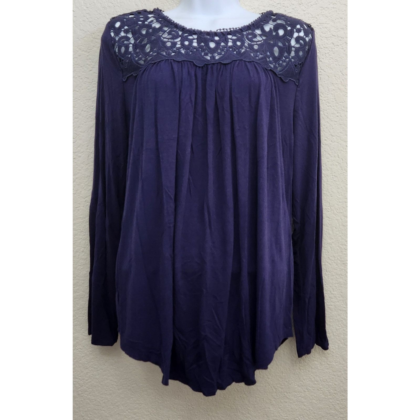 Other Philosophy Blue Crochet/Lace Round Neck Top Large Pleated Size L / US 10 / IT 46 - 1 Thumbnail