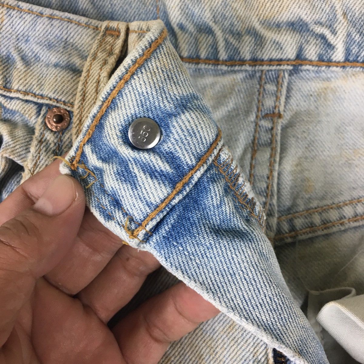 Levi's Vintage 90s Levi’s 550 Relaxed Fit Size US 34 / EU 50 - 10 Thumbnail
