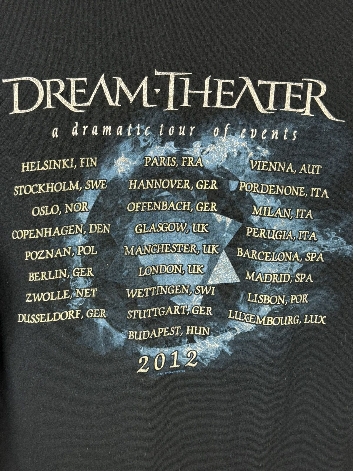 Band Tees Vintage Dream Theater A Dramatic Turn Of Event 2012 Tour Tee Size US M / EU 48-50 / 2 - 5 Thumbnail