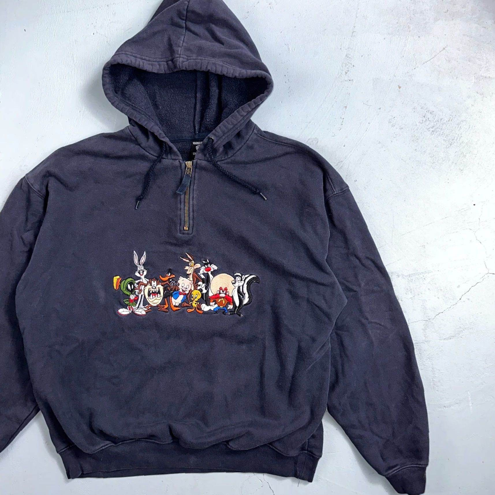 Vintage VINTAGE Warner Bros Studio Store Embroidered Looney Tunes Quarter Zip Hoodie M Blue Bugs Bunny Unisex Adults Hoodie 90s Cartoon Theme Mens Womens Size US M / EU 48-50 / 2 - 2 Thumbnail