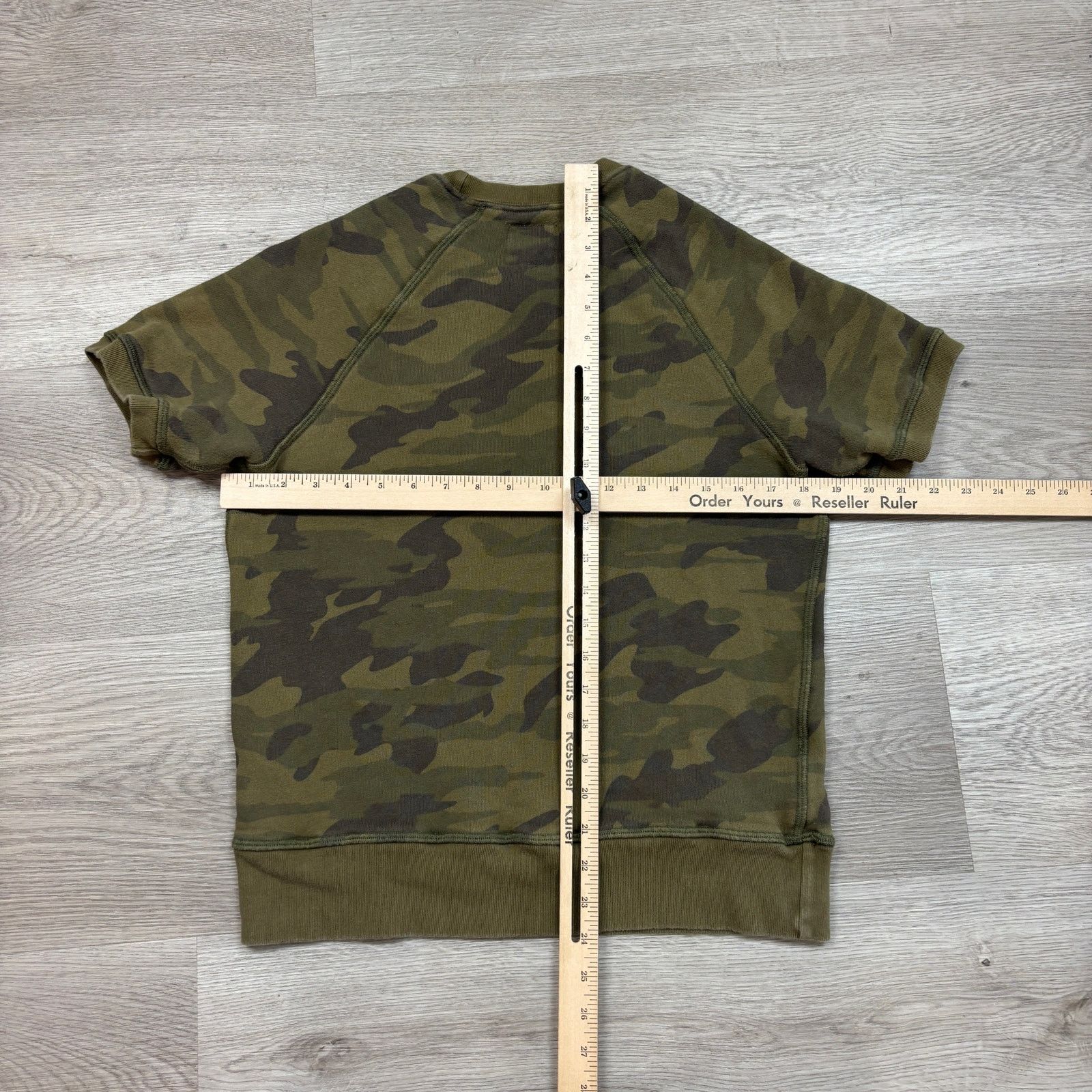 Champion × Todd Snyder Todd Snyder Champion Fatigue Camo Short Sleeve Sweatshirt XS Size US XS / EU 42 / 0 - 3 Thumbnail