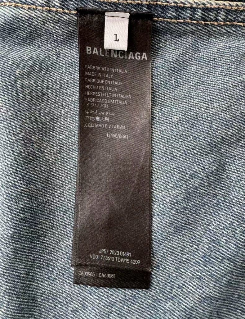 Balenciaga Balenciaga Distressed patchwork Inside Out denim jacket Size US S / EU 44-46 / 1 - 6 Thumbnail