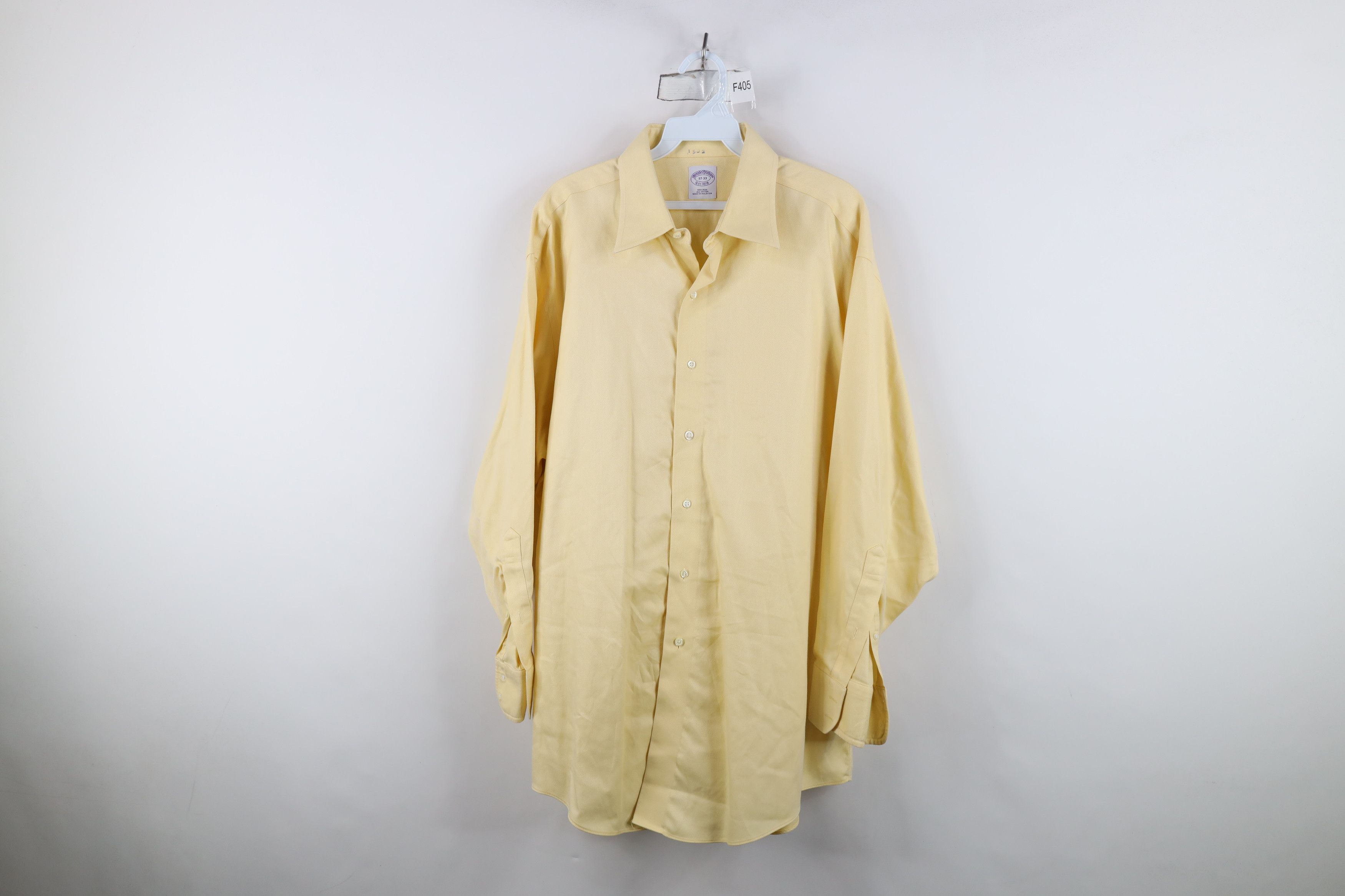 Brooks Brothers Vintage 90s Brooks Brothers Button Shirt Yellow Cotton Size US M / EU 48-50 / 2 - 1 Thumbnail
