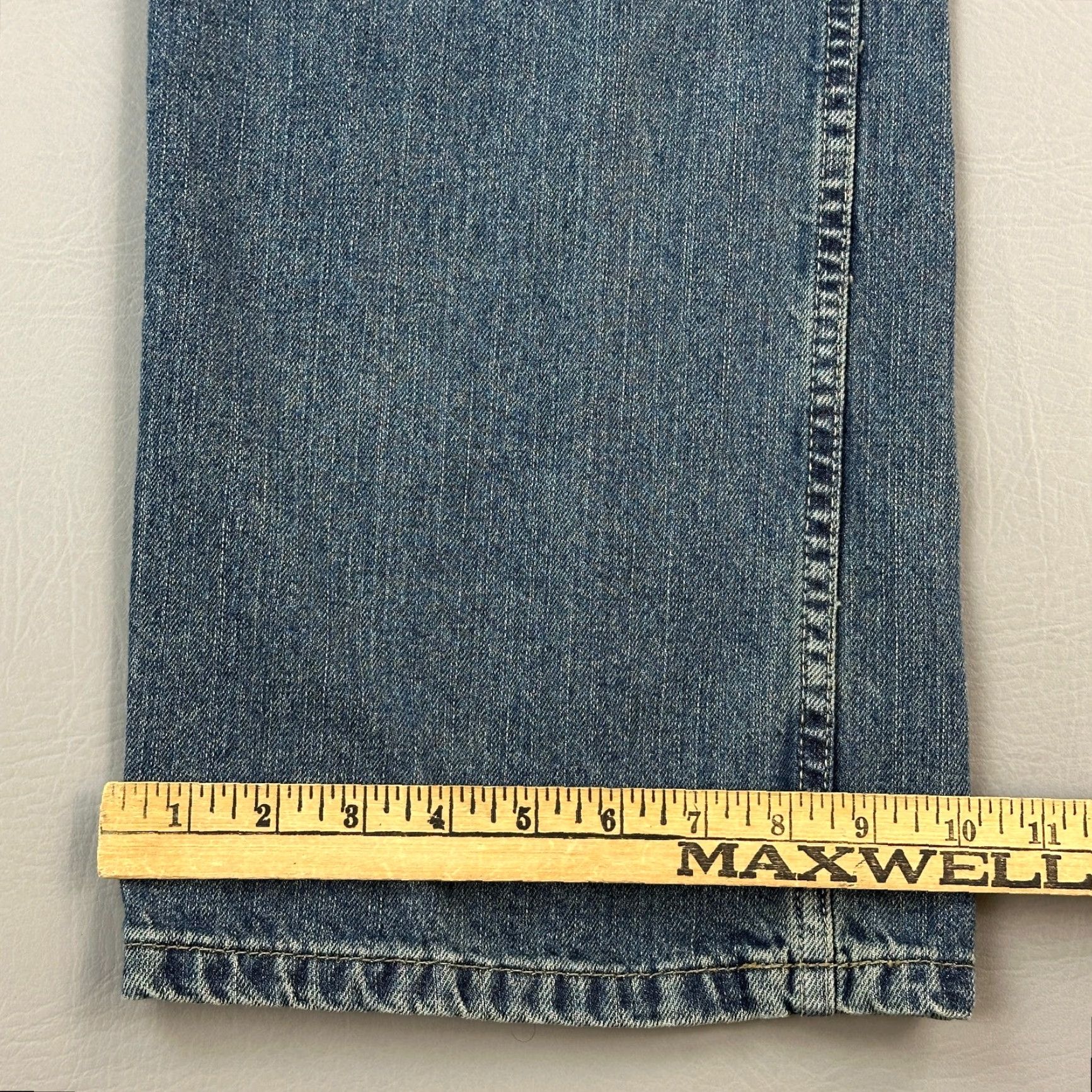 Old Navy VINTAGE Old Navy Jeans Mens 36x34 Blue Medium Wash Denim Bootcut Skate Y2K Size US 36 / EU 52 - 4 Thumbnail
