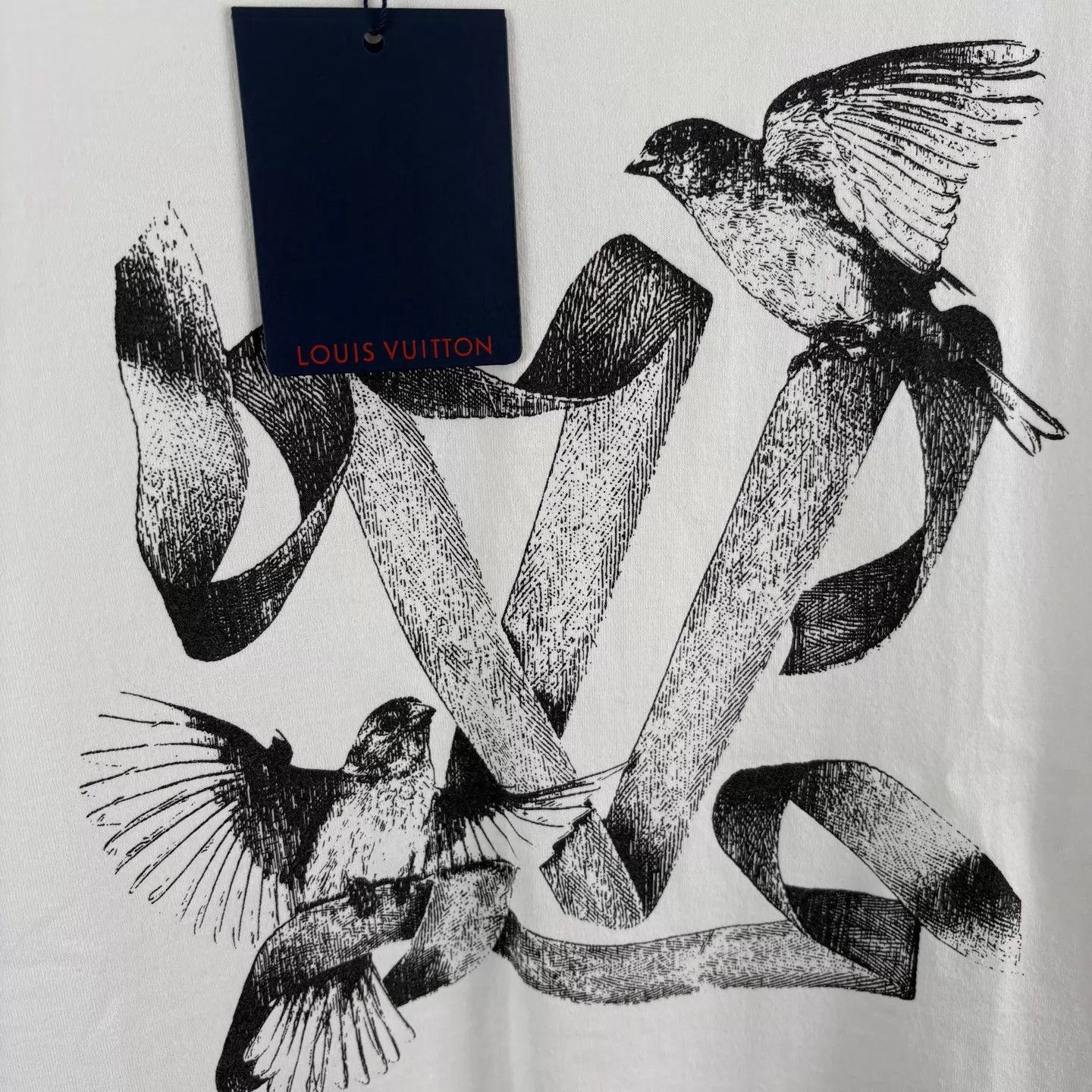 Louis Vuitton LV Peace Dove Logo Short Sleeve Tee S/M New Size US M / EU 48-50 / 2 - 4 Thumbnail