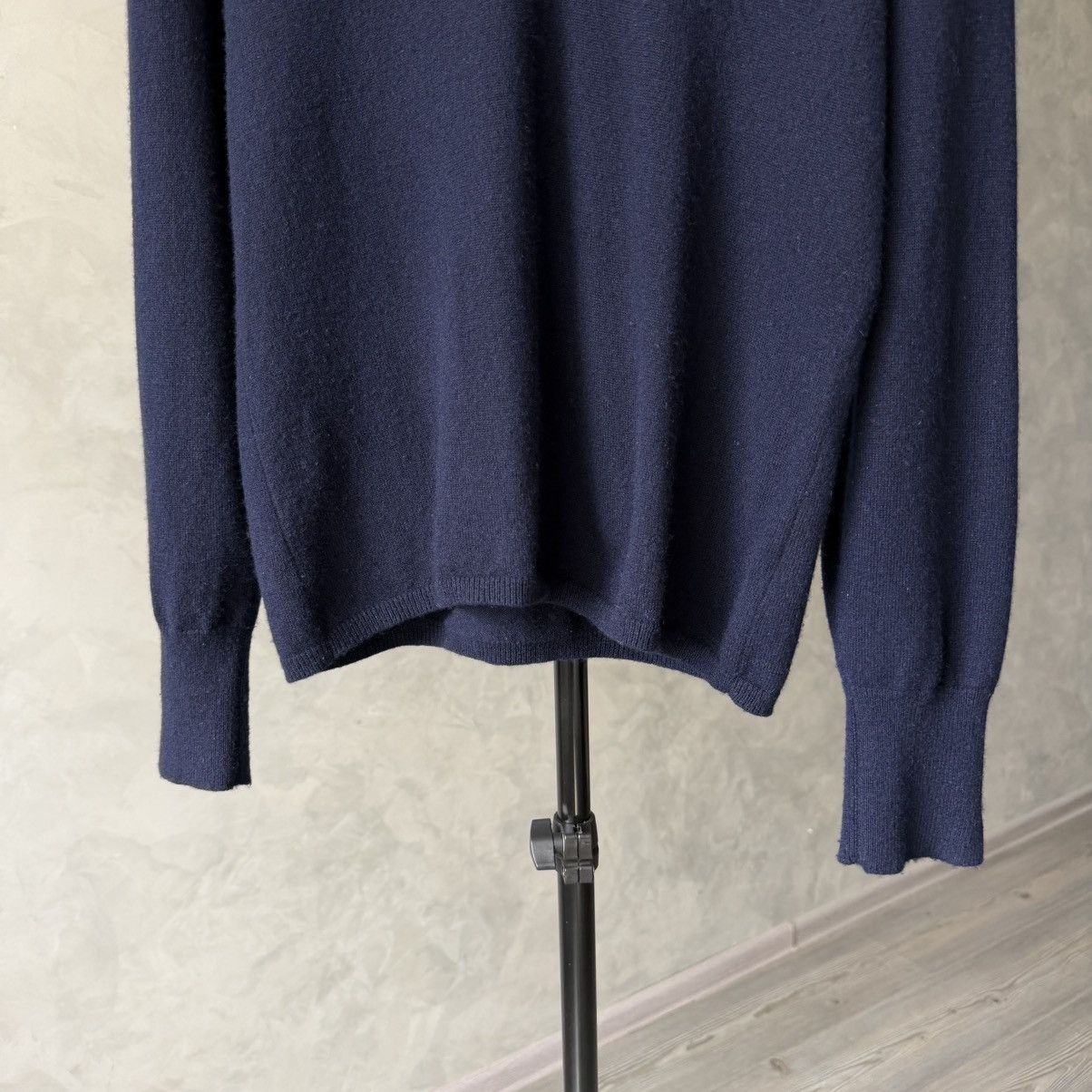 Other Eric Bompard Cashmere V Neck Sweater Size XXL / US 16-18 / IT 52-54 - 4 Thumbnail