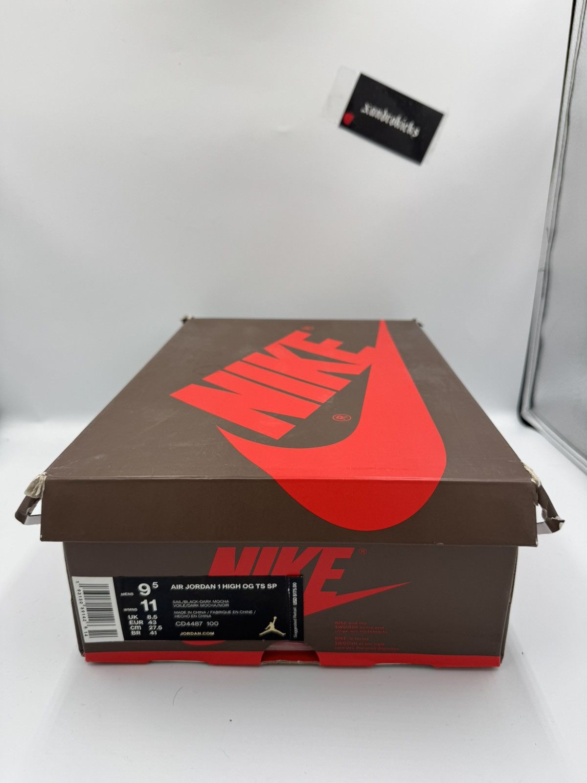 Travis Scott Size 9.5 Jordan 1 High OG Mocha Size US 9.5 / EU 42-43 - 7 Thumbnail