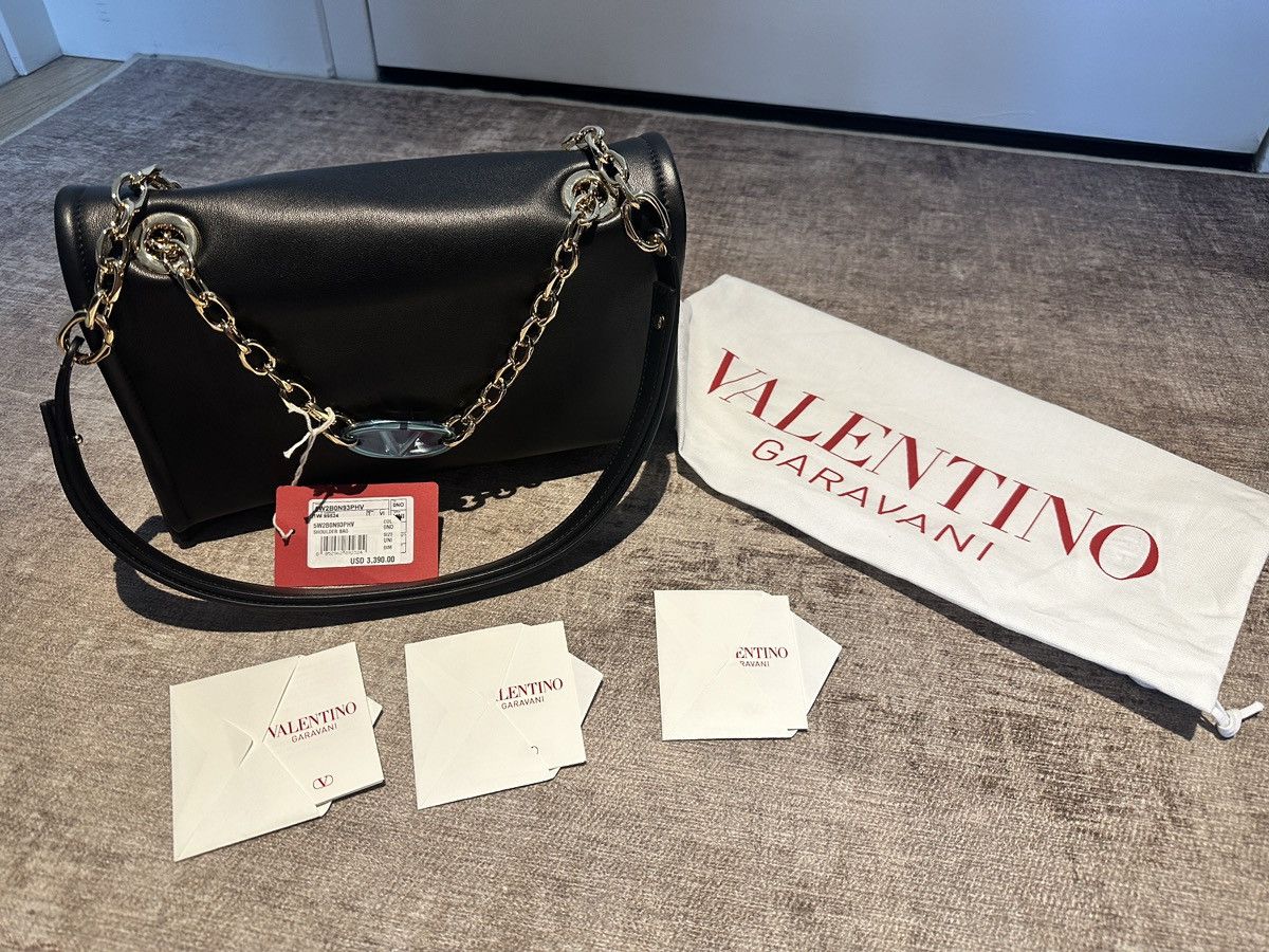 Valentino VALENTINO VLOGO Chain Leather Shoulder Bag Size ONE SIZE - 1 Thumbnail