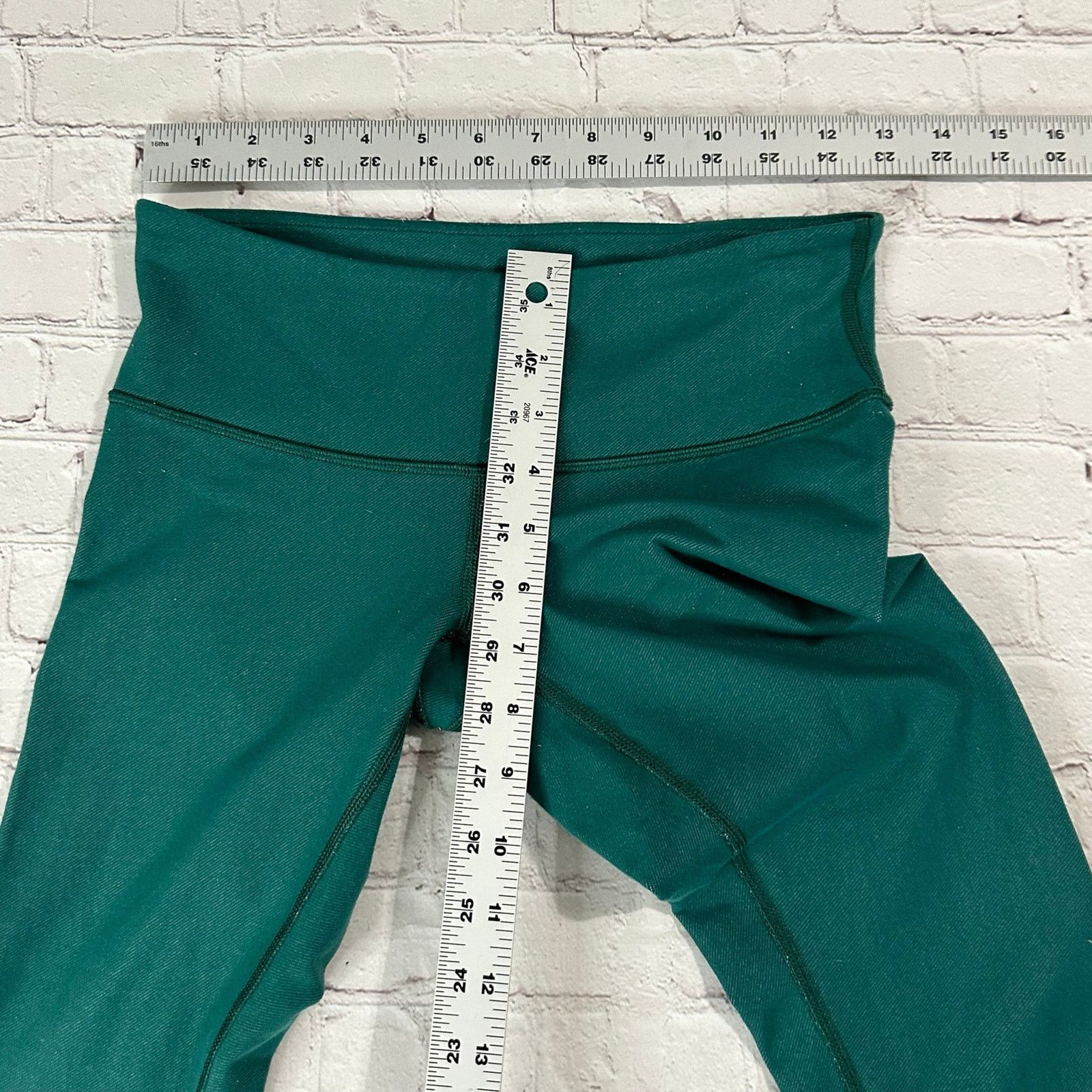 Lululemon Lululemon full through leggings size 4 Size 27" / US 4 / IT 40 - 9 Thumbnail