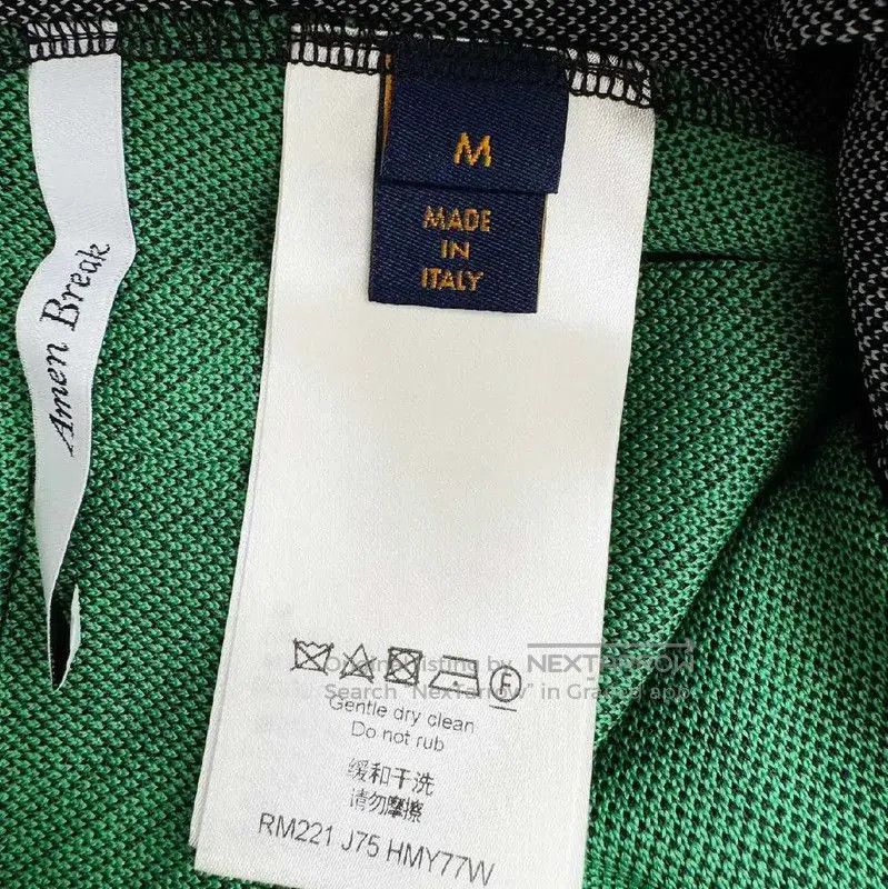 Louis Vuitton Louis Vuitton Color. Size 23" - 3 Thumbnail