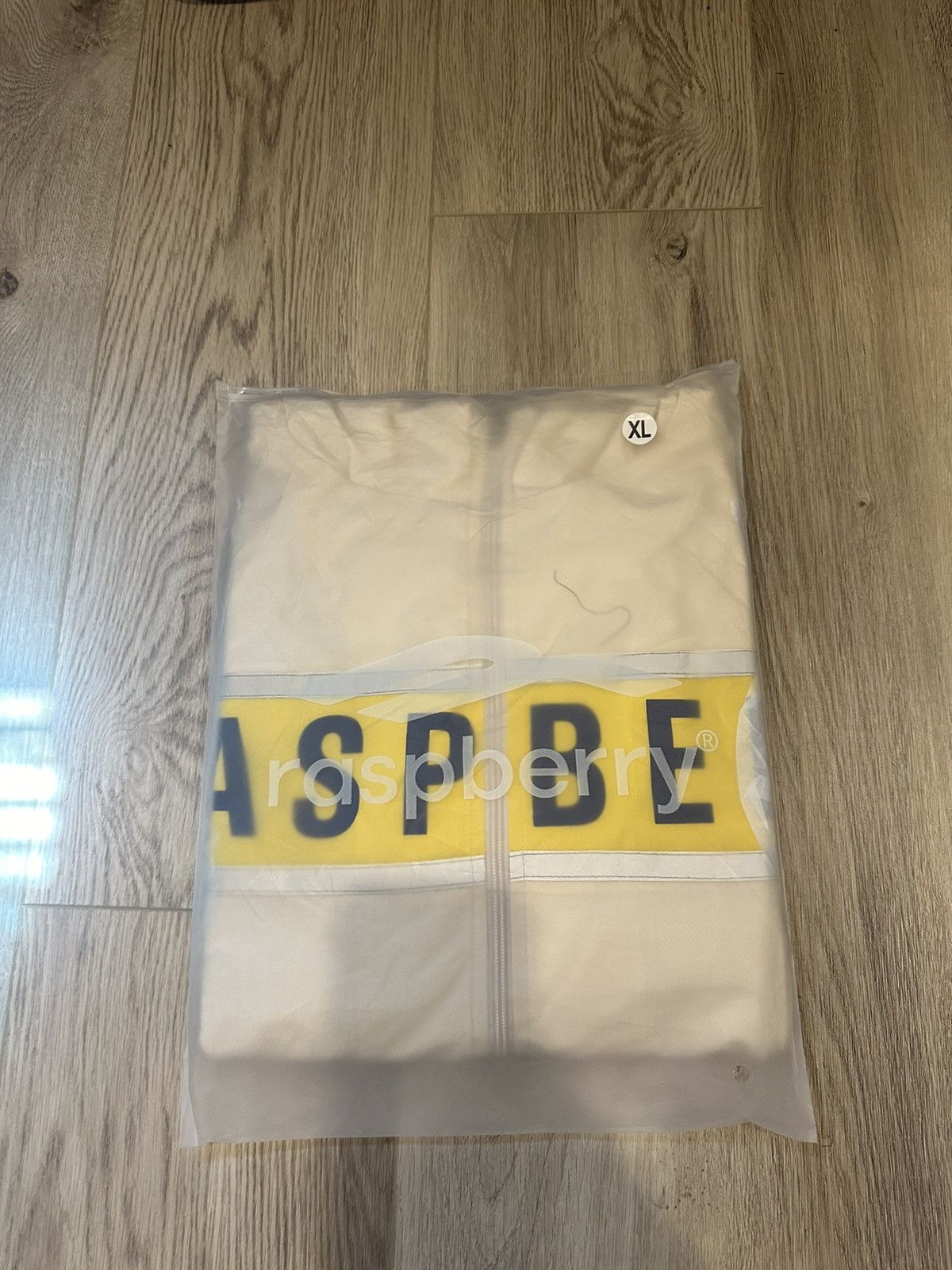 Other GOLD+VINTAGE RASPBERRY CREAM WINDBREAKER - XL Size US XL / EU 56 / 4 - 2 Thumbnail