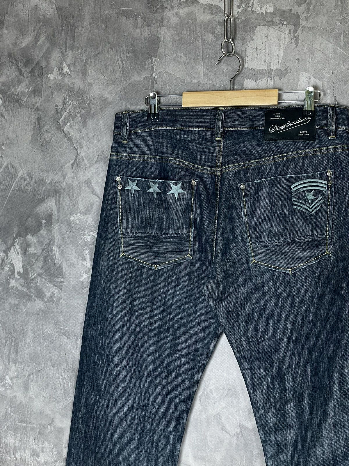 Diesel × Vintage Vintage Diesel 90’s Y2K Style Pocket Logo Denim Jeans Pants Size US 33 - 4 Thumbnail