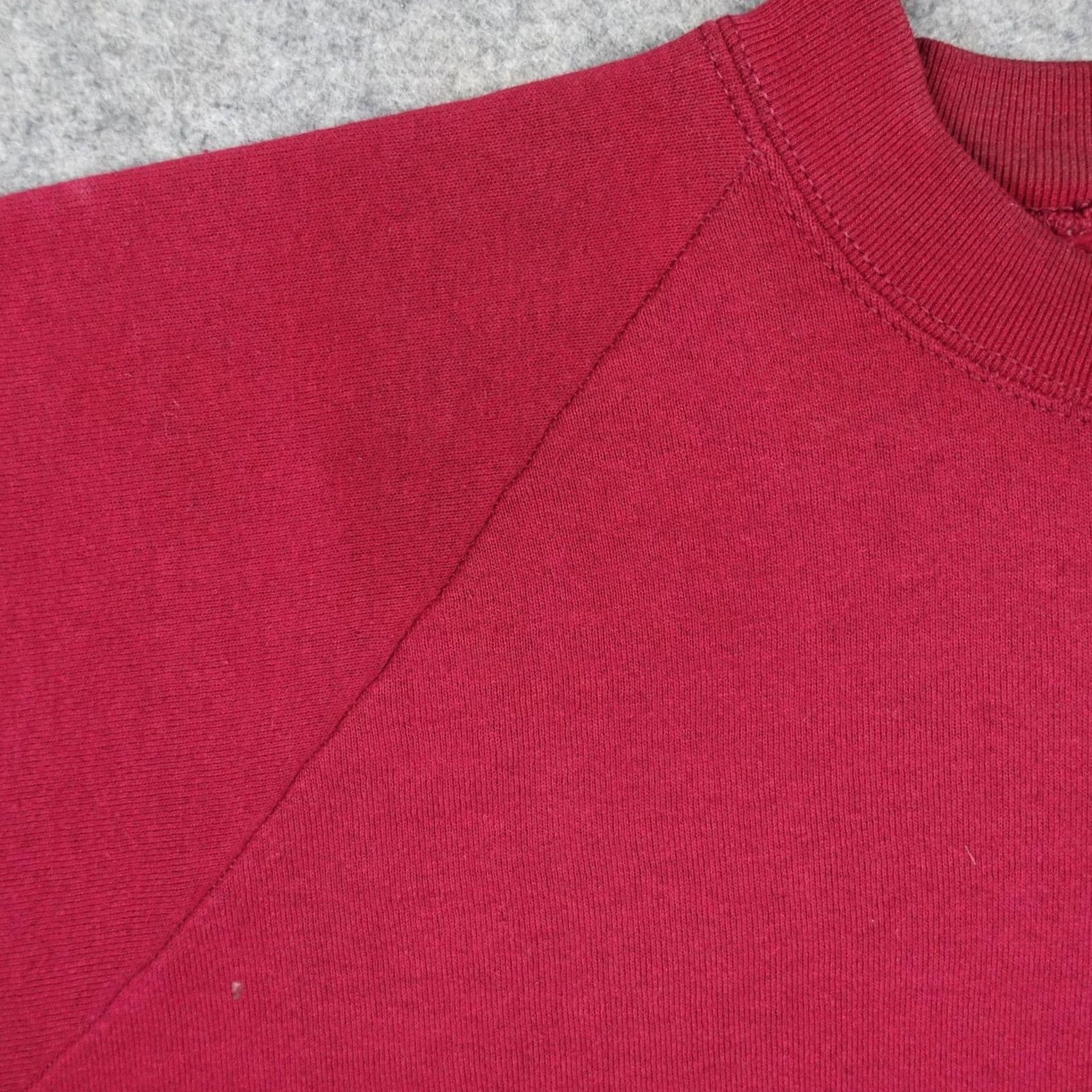 Fruit Of The Loom VINTAGE Fruit Of The Loom Sweatshirt Mens M Red Pullover Crewneck USA Blank Size US M / EU 48-50 / 2 - 3 Thumbnail