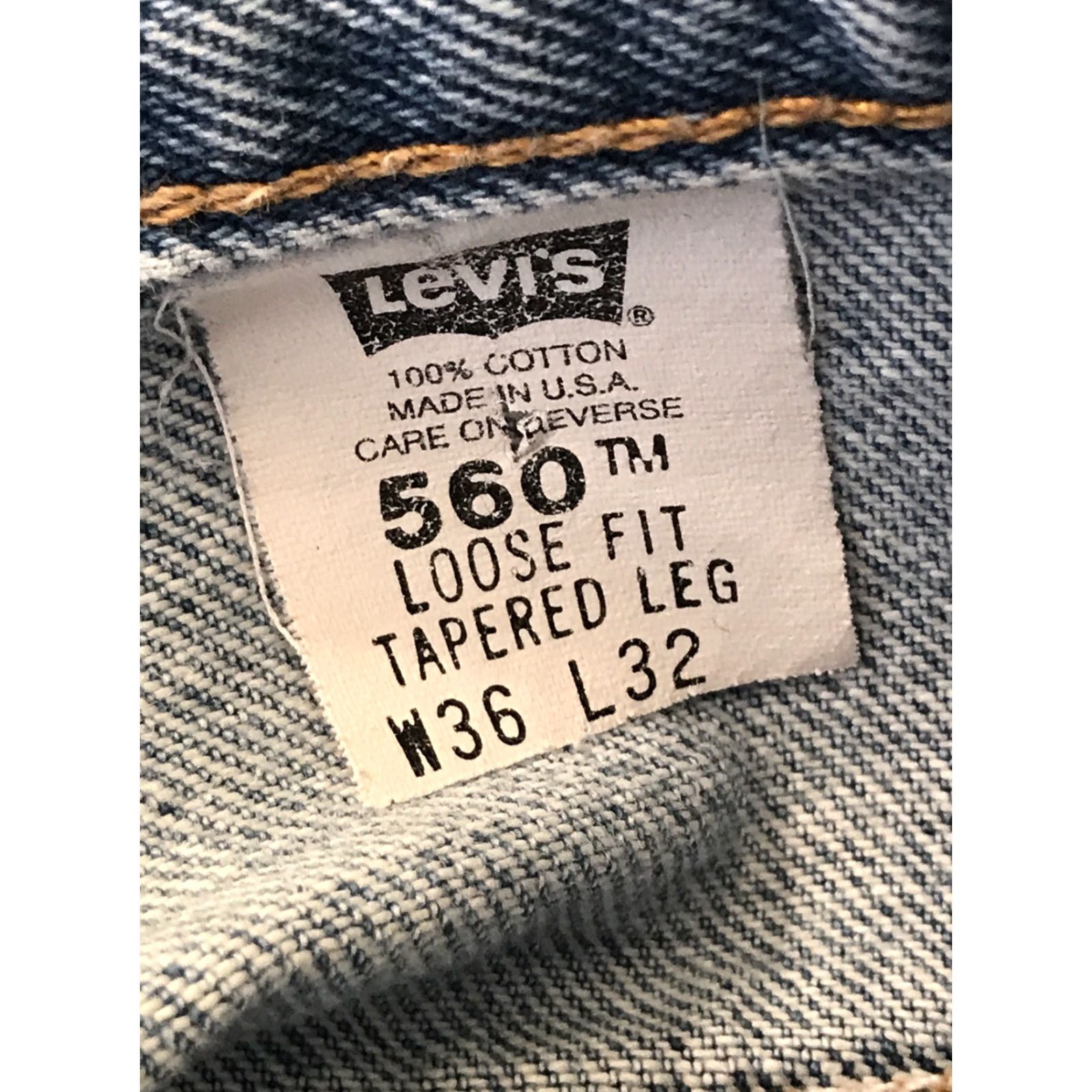 Levi's VINTAGE Levi's 560 Tapered Jeans Denim Made in USA 90s Light Wash 36 x 32 Mens Size US 36 / EU 52 - 3 Thumbnail