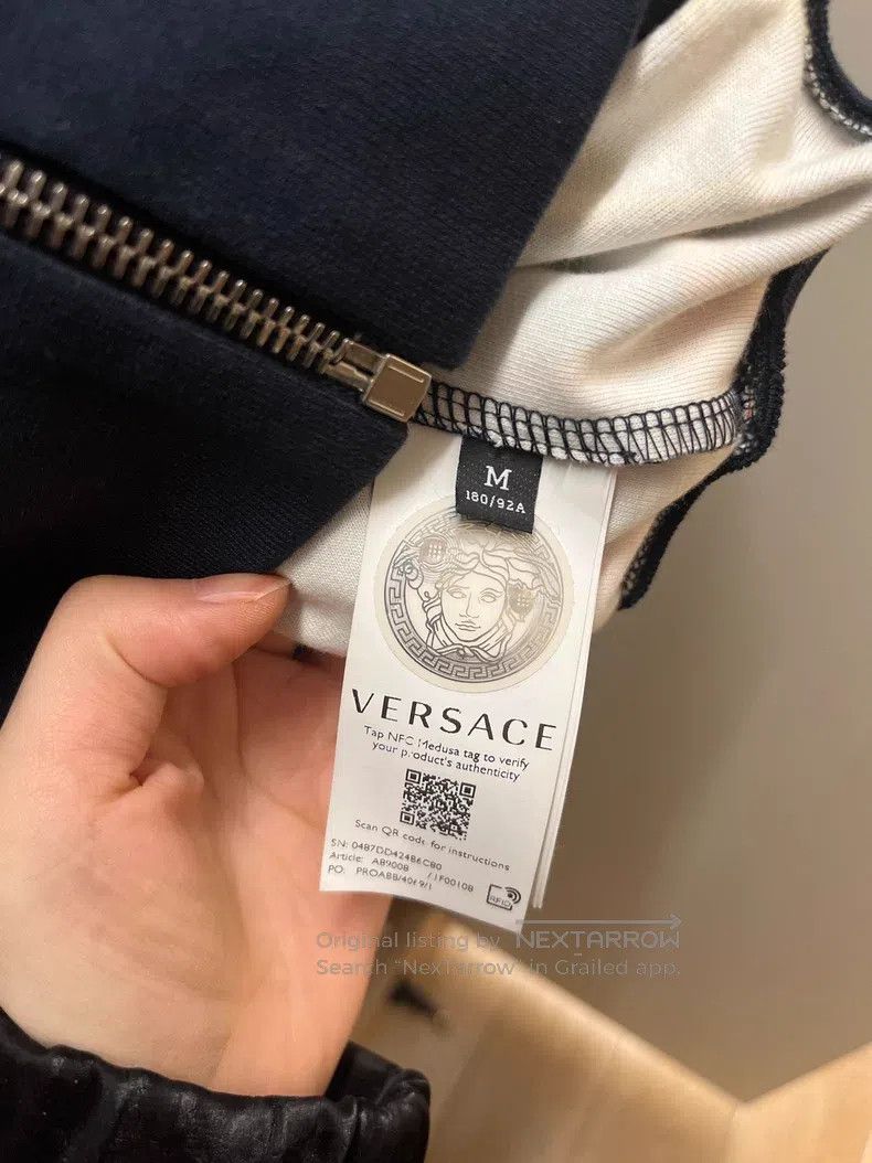 Versace Versace Medusa coat Size US M / EU 48-50 / 2 - 4 Thumbnail