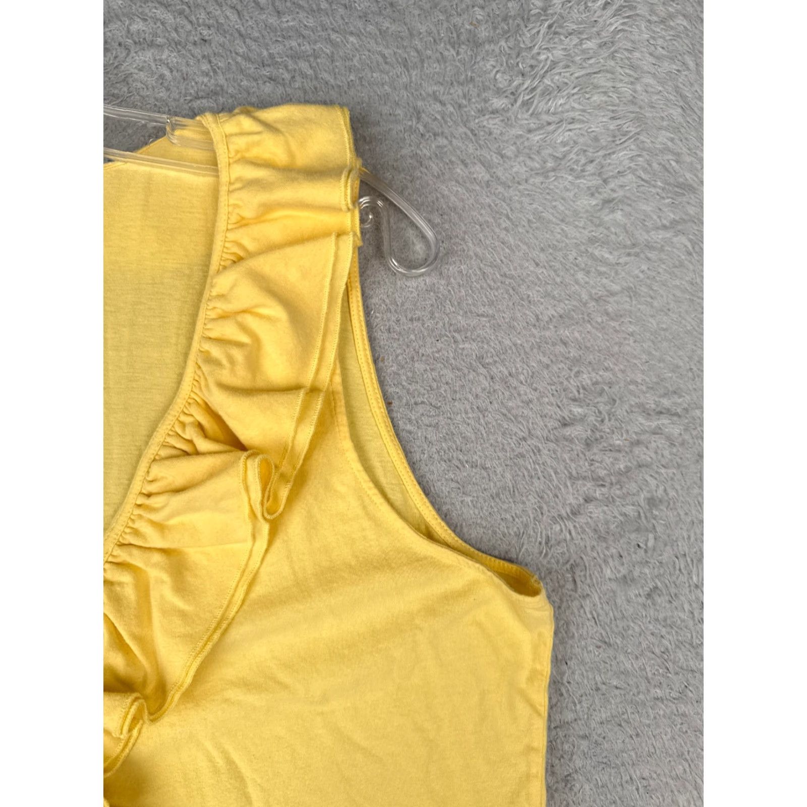 Tommy Hilfiger Tommy Hilfiger Shirt Women XL Yellow Tank Sleeveless V-Neck Ruffle 80s 90s Modern American Casual Workwear Mens Women Girls Size XL / US 12-14 / IT 48-50 - 2 Thumbnail