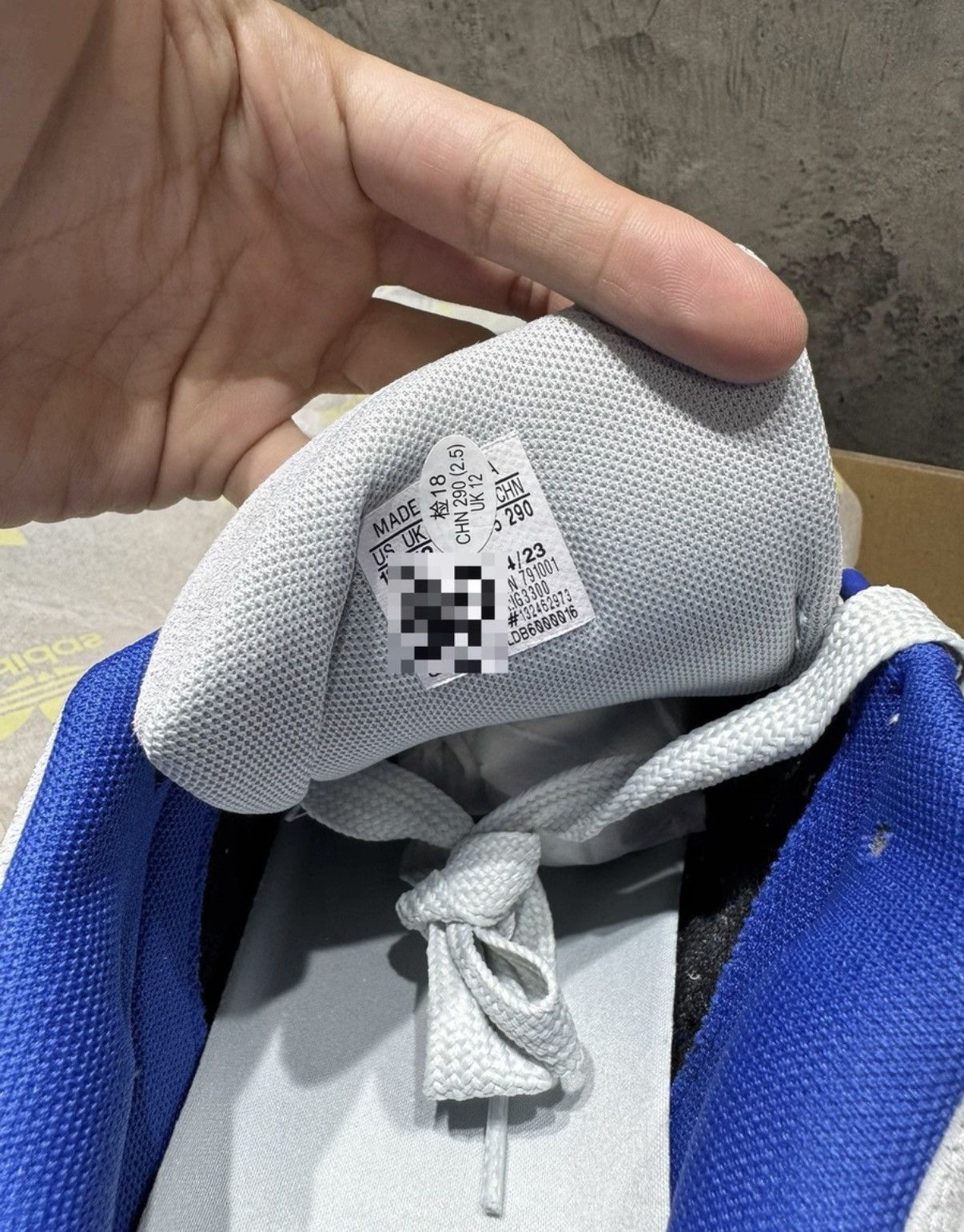 Adidas Adidas x AVENUE&SON Adimatic Shark Sneakers K37 Size US 13 / EU 46 - 6 Thumbnail
