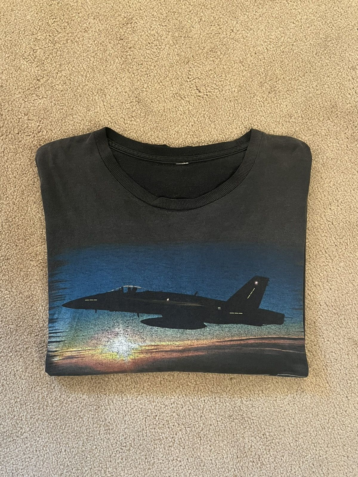 Vintage Vintage F-18 Hornet T-Shirt Size US XL / EU 56 / 4 - 1 Thumbnail